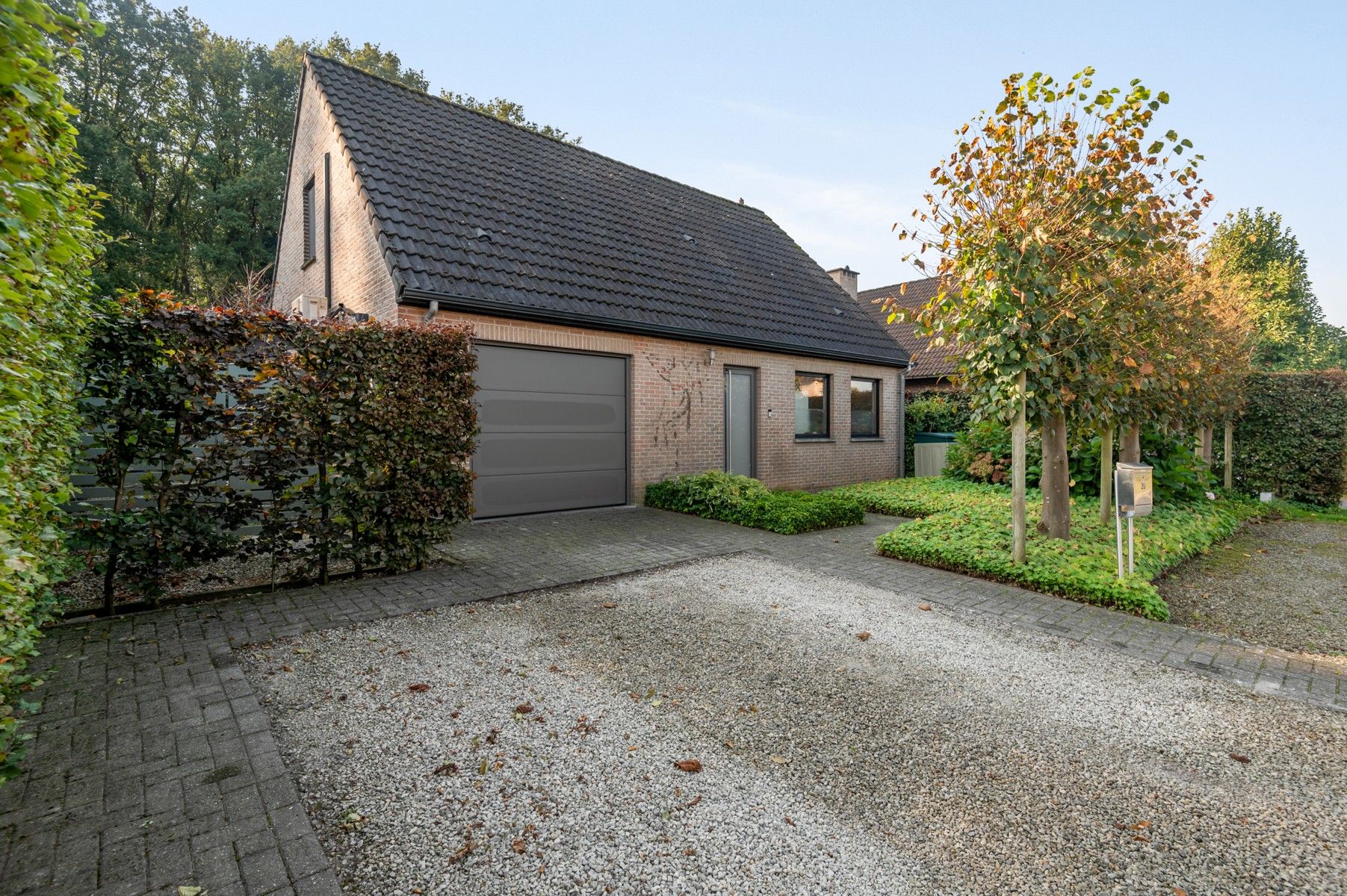 Prachtig recent gerenoveerde open bebouwing met 4 slaapkamers en 2 badkamers foto 2