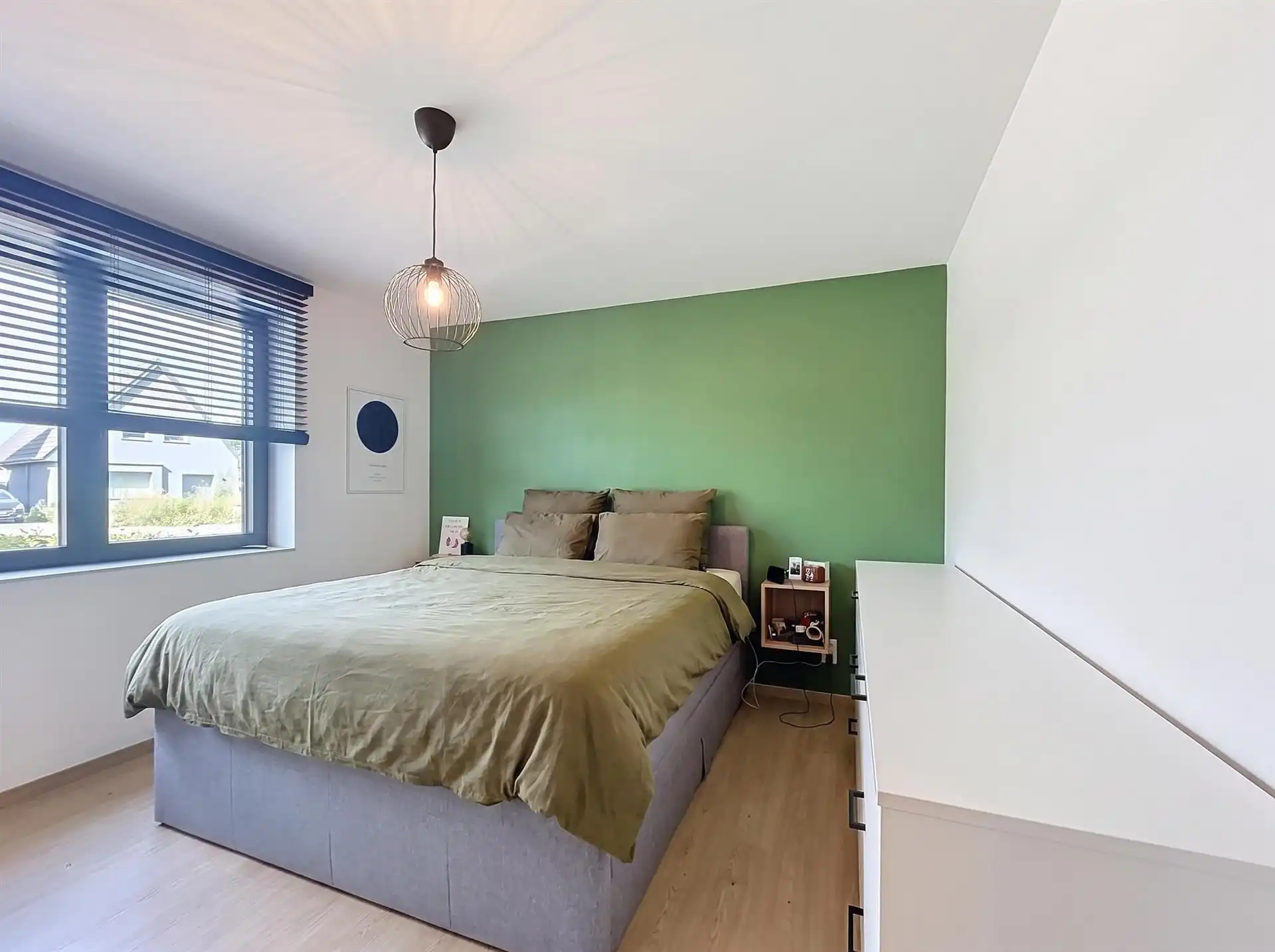 Gelijkvloers 2 slaapkamerappartement met zuidtuin en garage foto 8