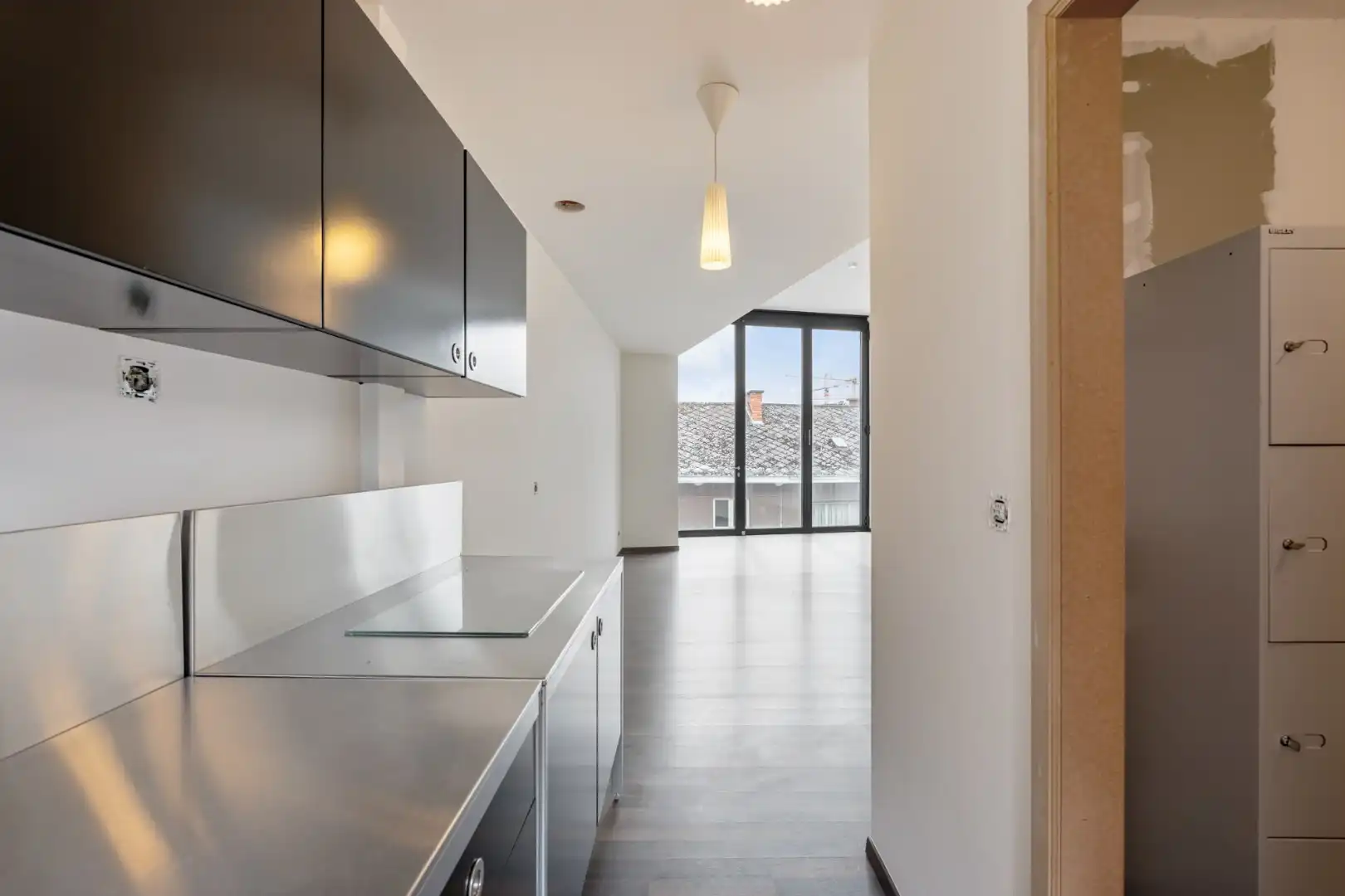 Handelspand, 150m², met 1-slaapkamerappartement op topligging in het centrum  foto 18