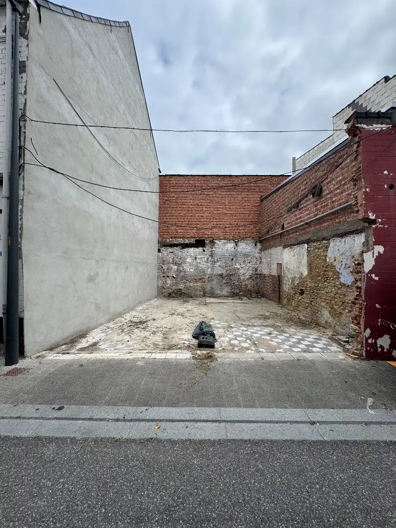 perceel grond met bouwvergunning foto 5