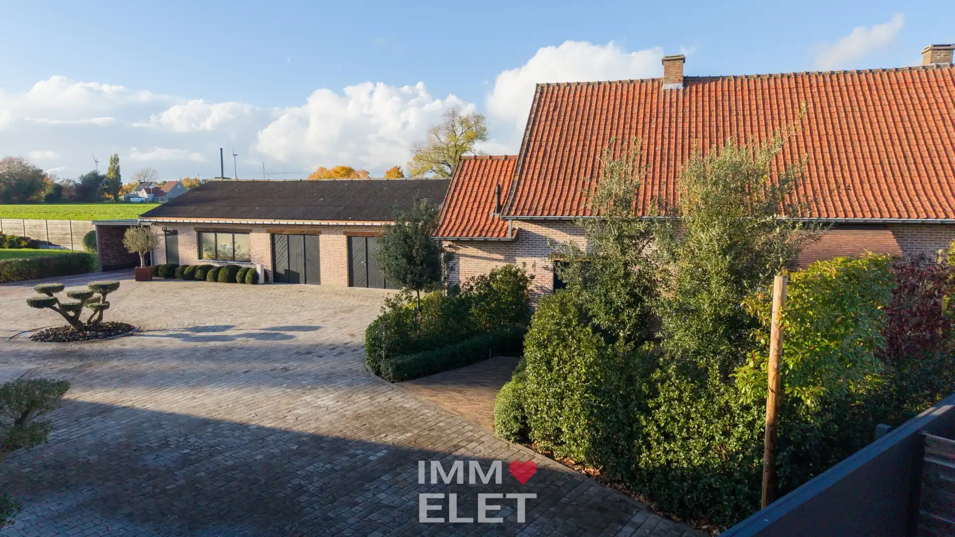 LANDELIJKE WONING MET BIJGEBOUW OP 4.620 M² foto 4