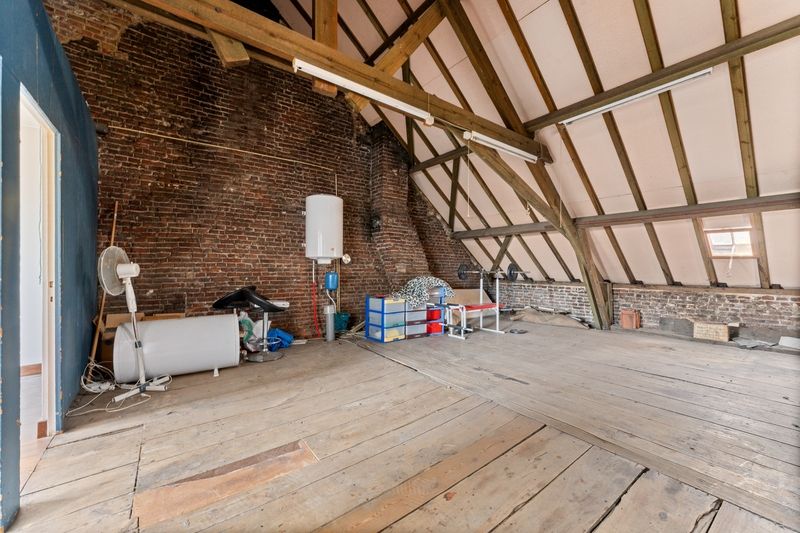 Centrum Izegem - Charmante woning/handelshuis met bijgebouw foto 18