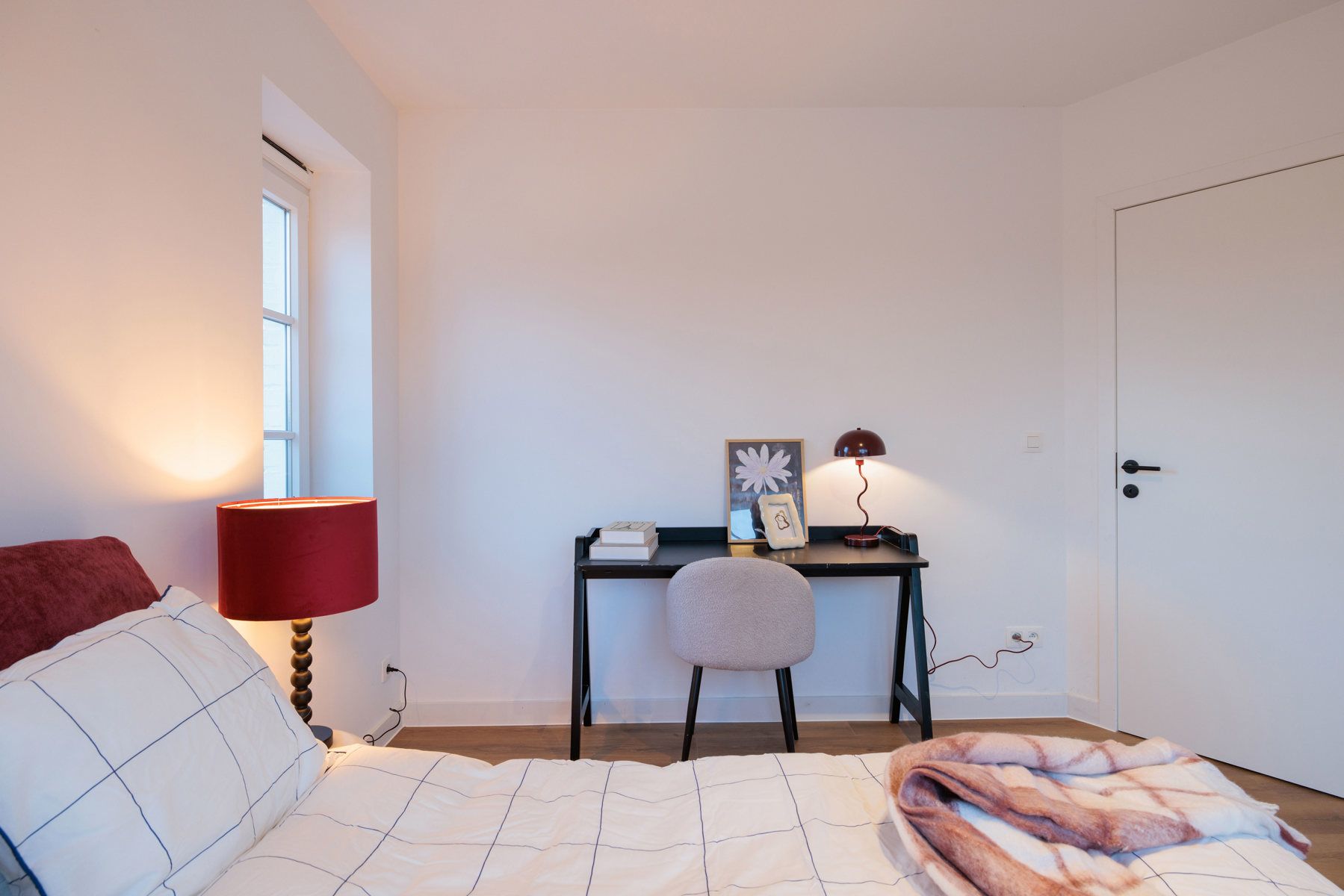 Exclusieve halfopen bebouwing met 3 slaapkamers en tuin foto 16