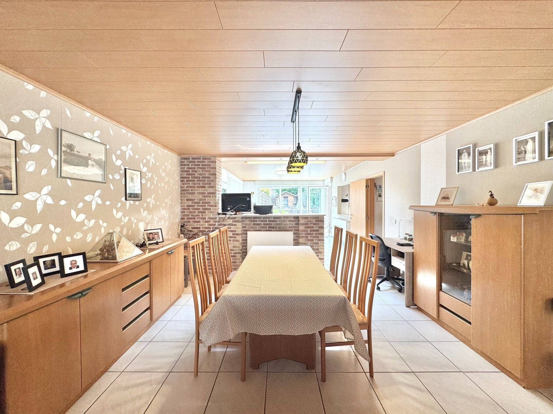 BREDEGEVEL-WONING MET 3 KAMERS, GROTE GARAGE & TUIN foto 10