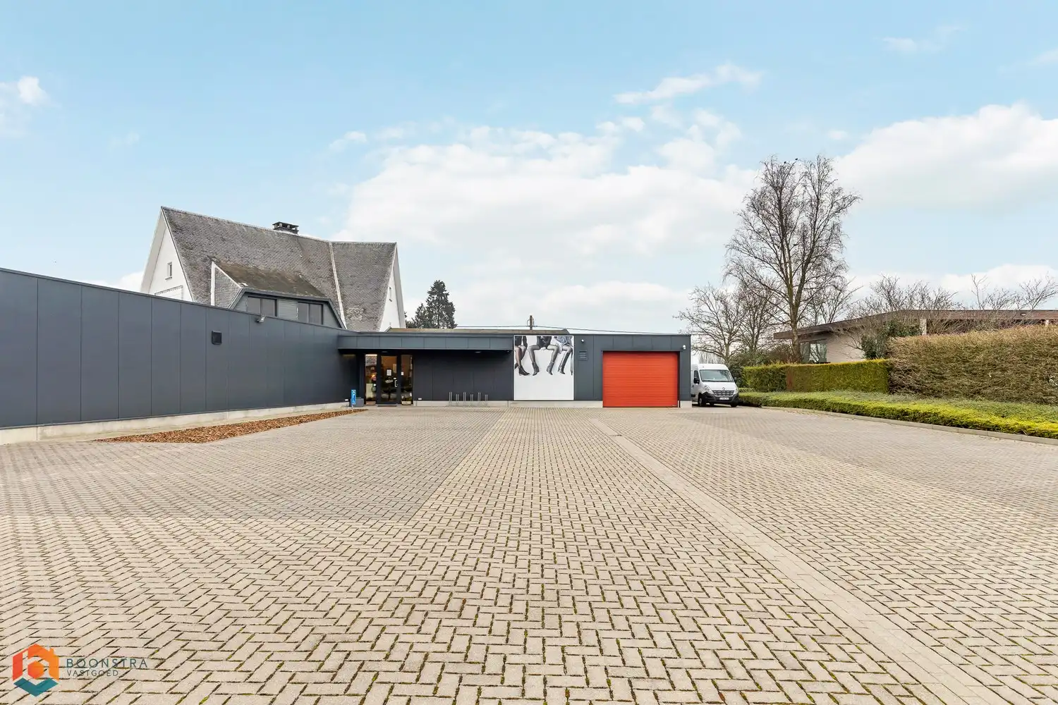 Handelspand op toplocatie met grote visibiliteit en veelzijdige mogelijkheden (1030m2) foto 15