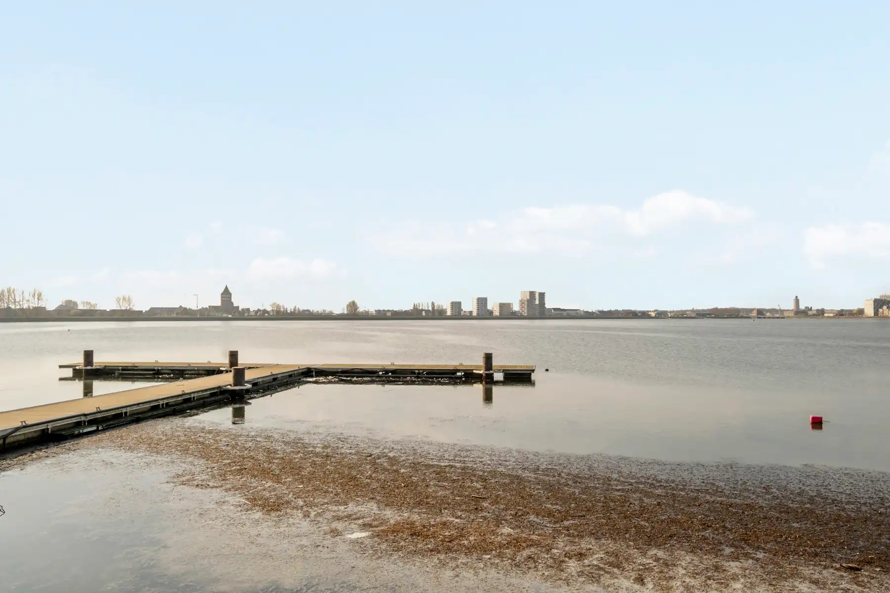 Recente, energiezuinige woning op een toplocatie in Bredene. foto 10