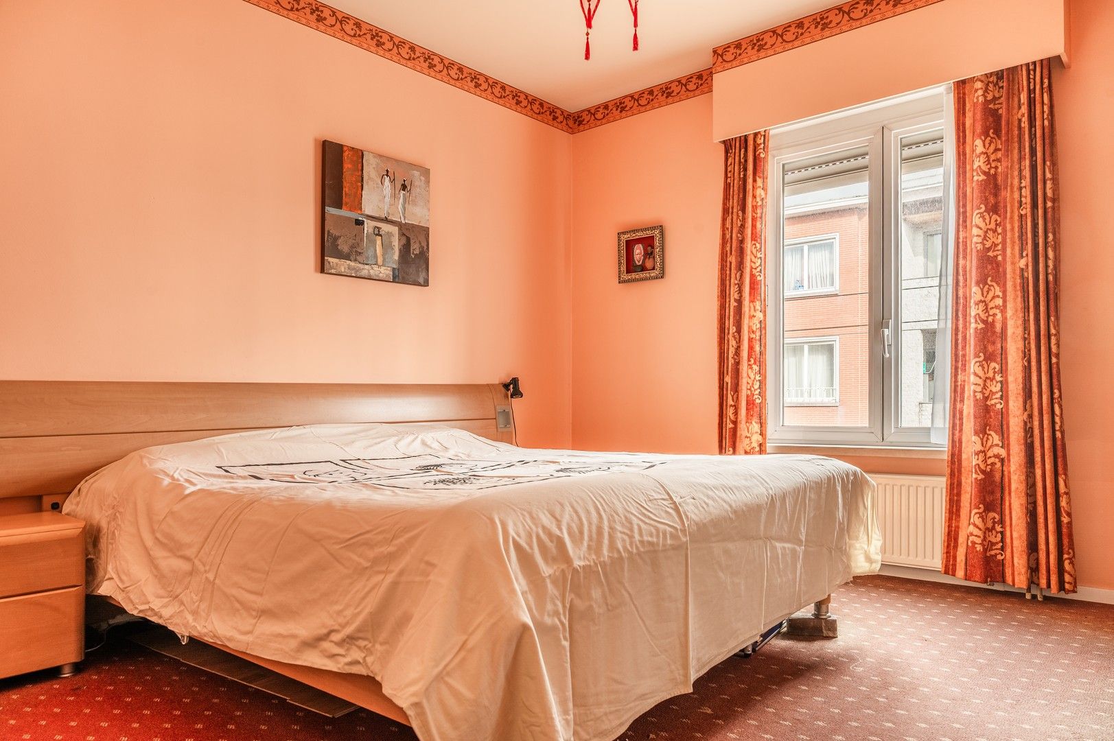 Handelspand en duplexappartement met 6 slaapkamers foto 12