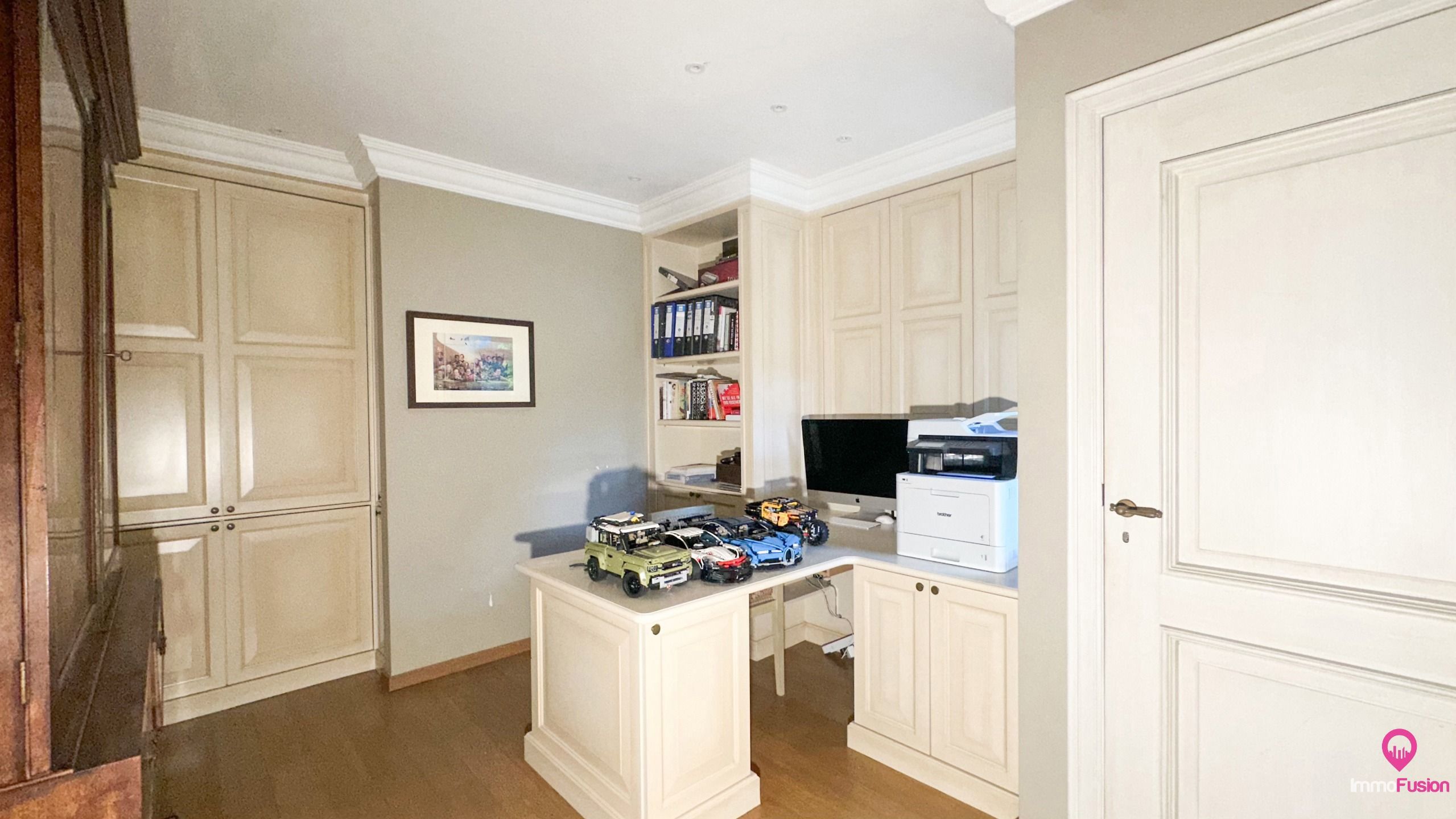 Uitzonderlijk gelegen villa met 5 slpks + zwembad op 1,97ha! foto 9