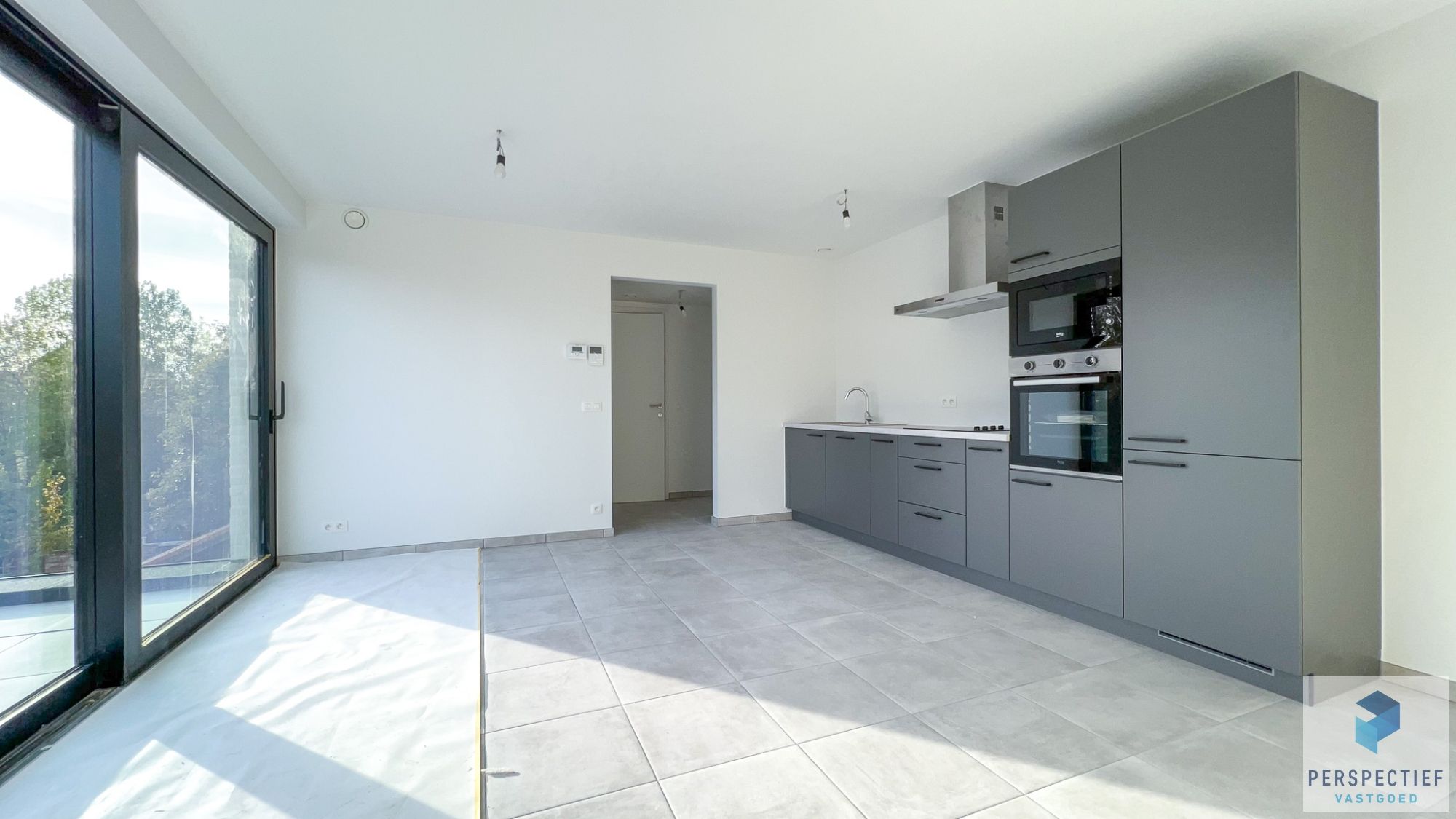 BEZOEKMOMENT ZATERDAG 25/10 VAN 14U TOT 15U30 | MODERN ENERGIEZUINIG NIEUWBOUWAPPARTEMENT met TERRAS foto 3