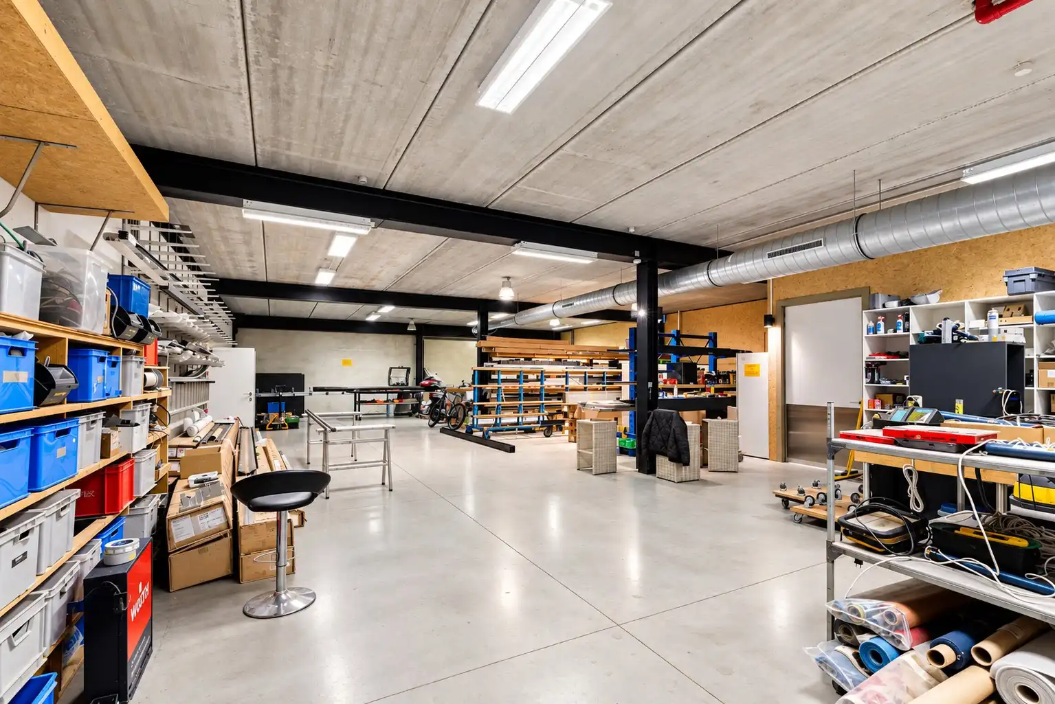 Polyvalent bedrijfsgebouw op strategische locatie te koop foto 7