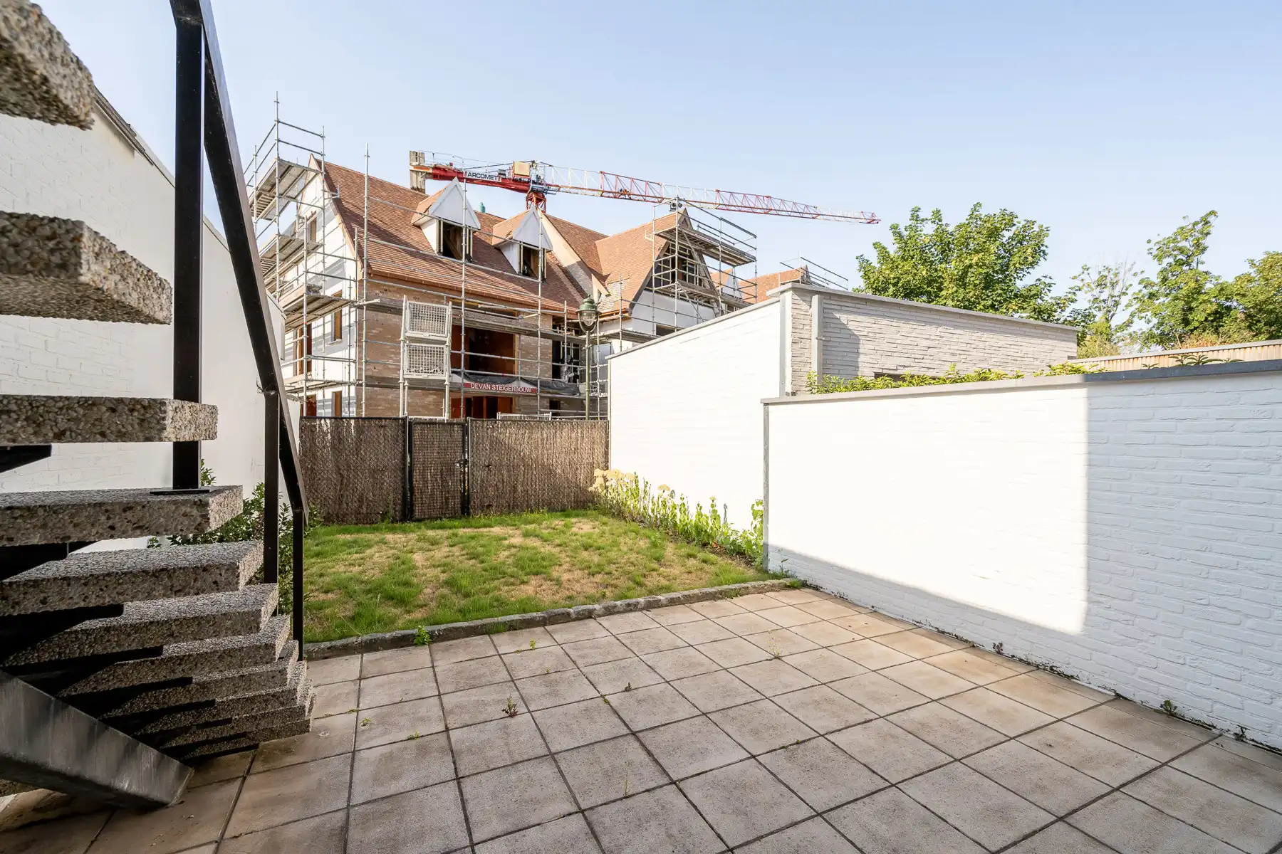 Pittoreske ongemeubelde woning met garage gelegen in Oud Knokke foto 25