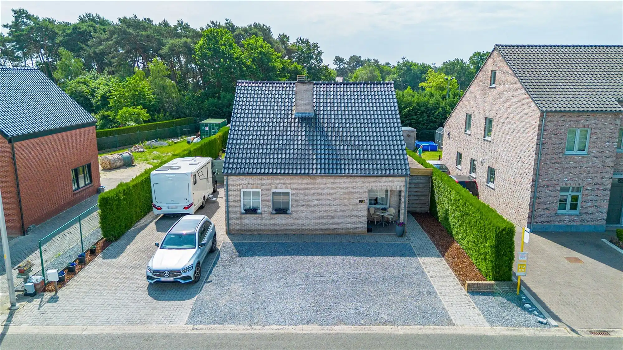 Vrijstaande woning op 763 m² met veranda en zonnige tuin  foto 4