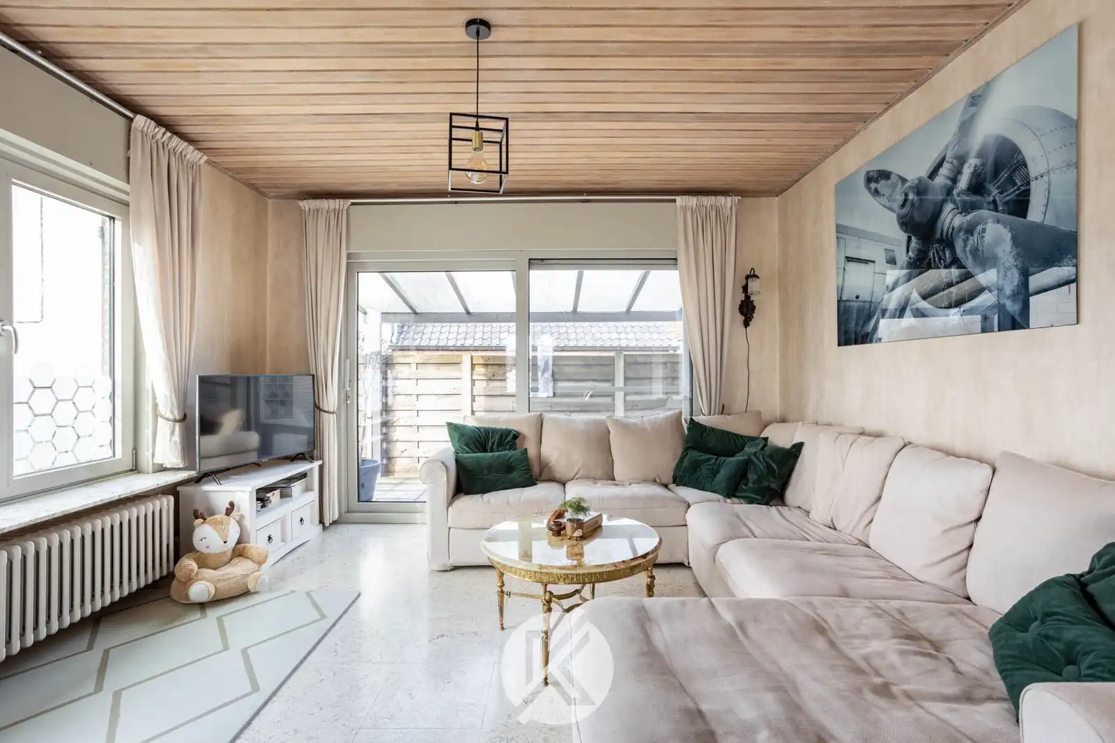 Vrijstaande woning op strategische locatie foto 8