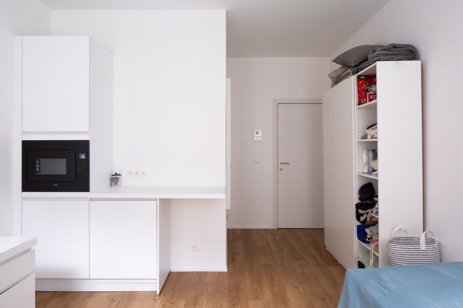 Luxueus afgewerkte studentenkamer met eigen sanitair op centrumlocatie foto 2