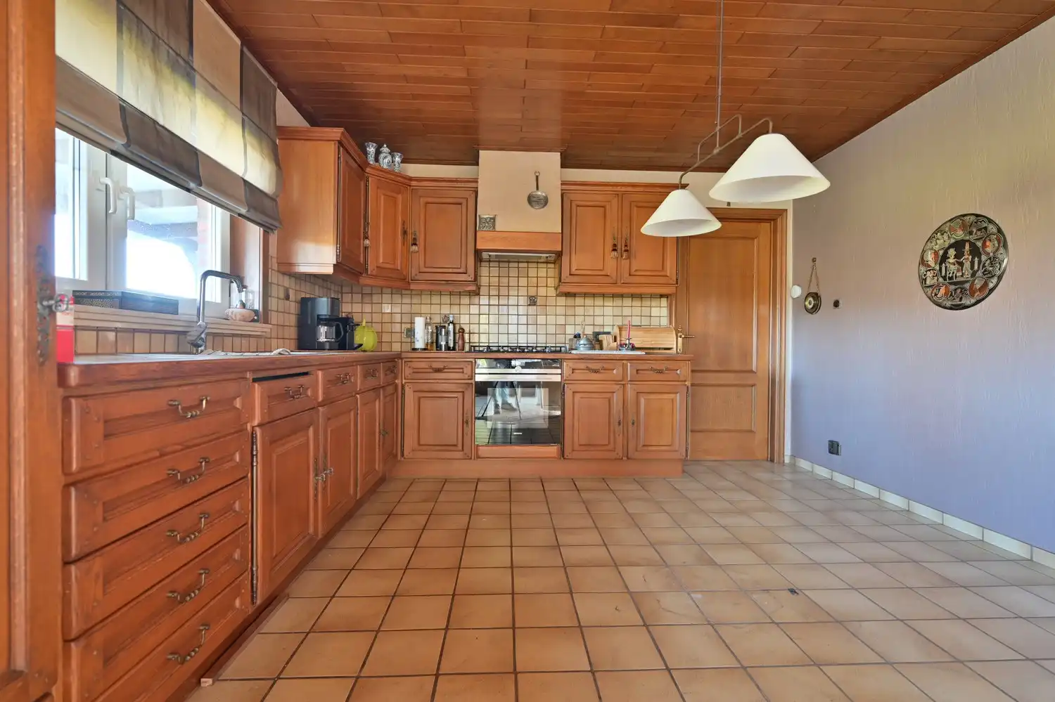 Veelzijdige eigendom op strategische locatie nabij Maastricht foto 13