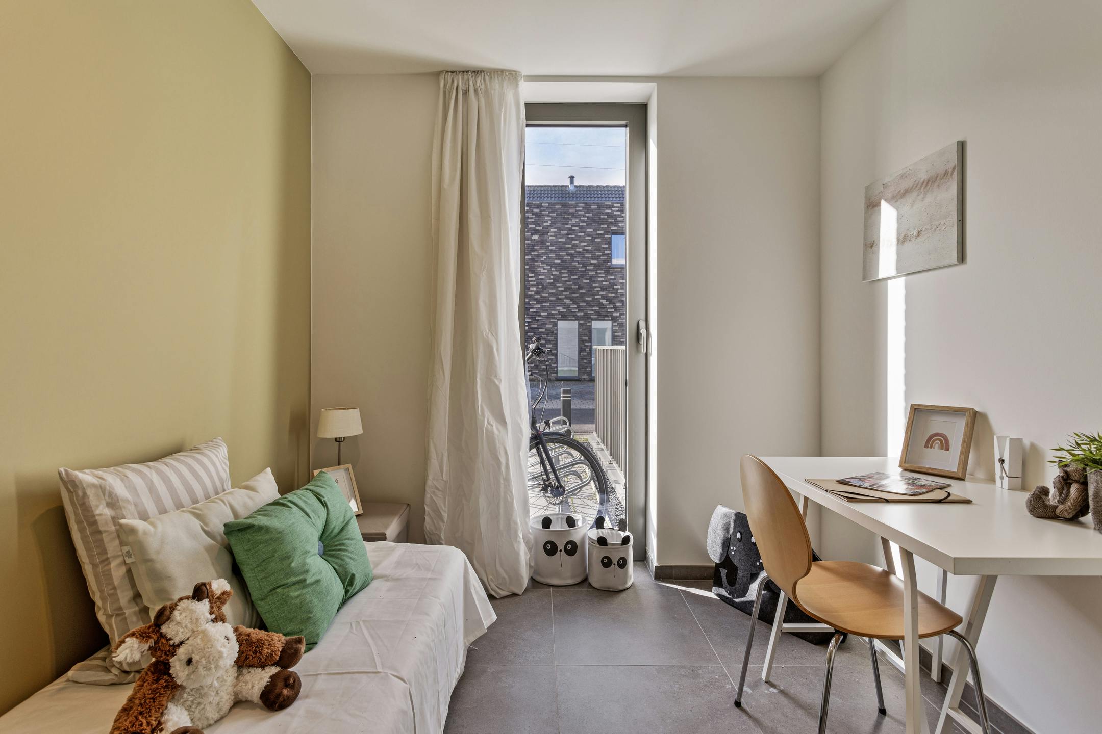 Nieuwbouwappartement met riant terras te koop in Rumbeke foto 6