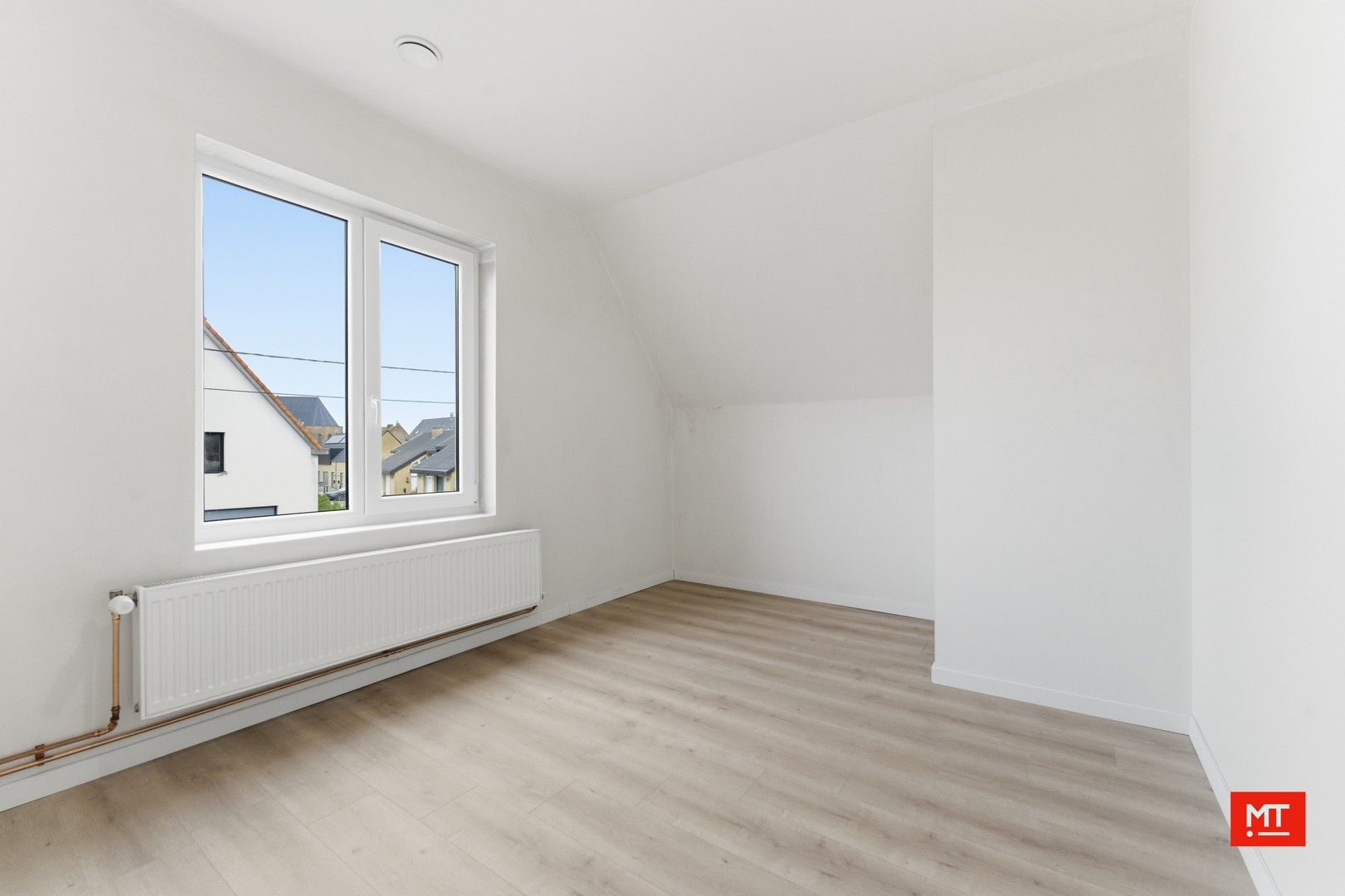 Landelijke, gerenoveerde woning met 3 slaapkamers en tuin in het rustige Poelkapelle foto 13