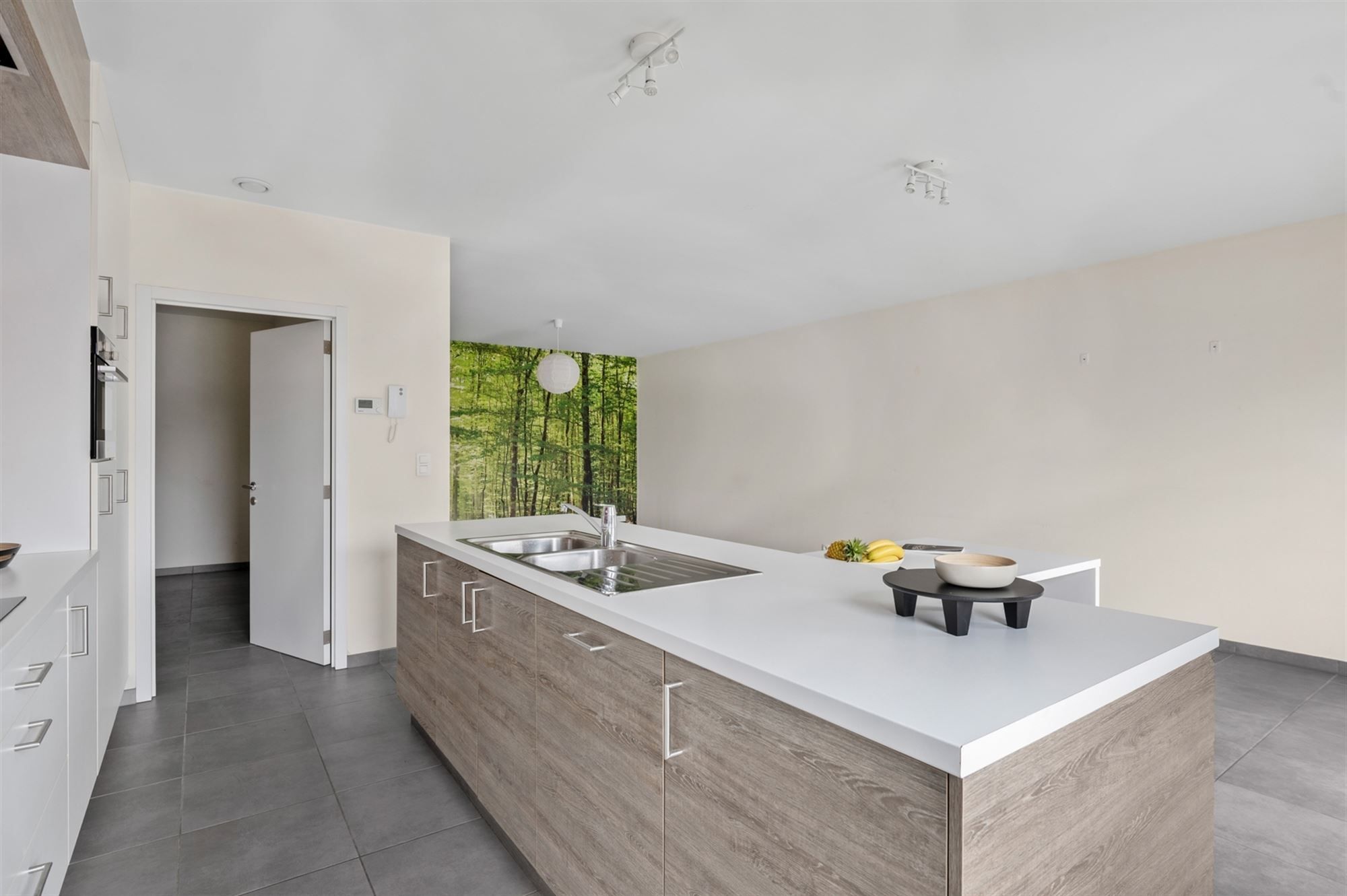 Ruim en degelijk 2-slaapkamer appartement in Berlaar foto 5