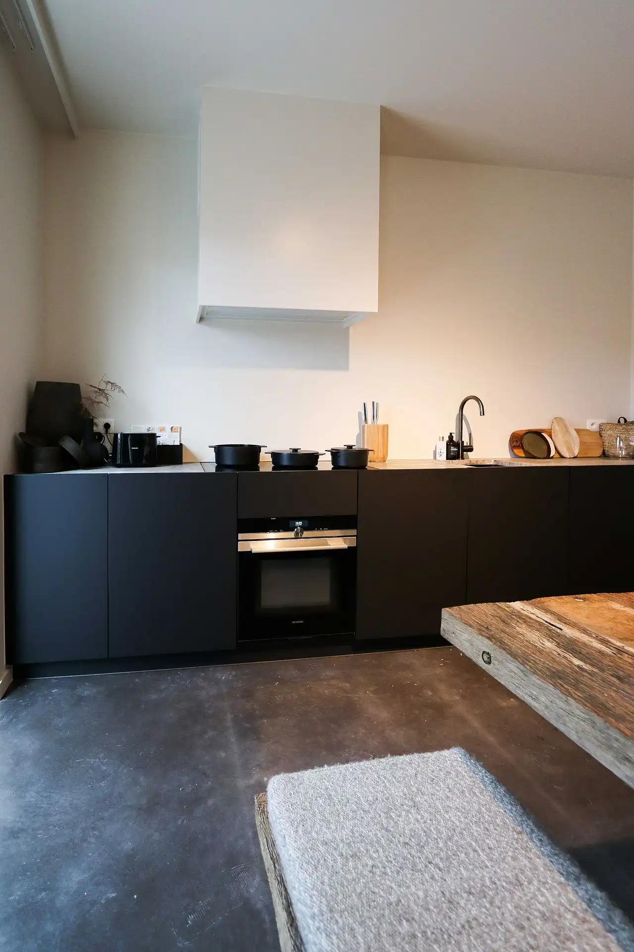 Gemeubelde studio in modern project 'The Doorn House' foto 11
