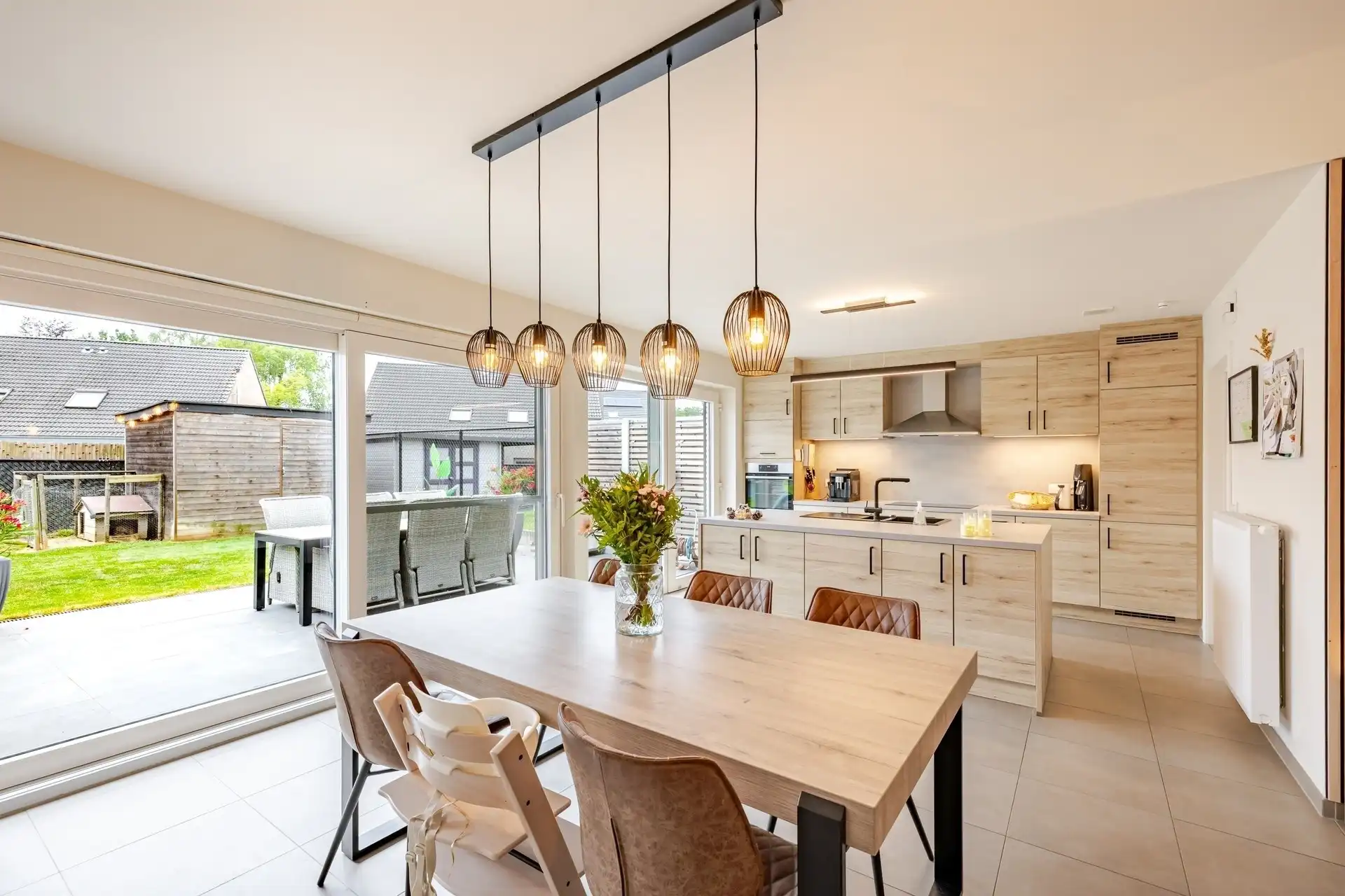 Perfecte instapklare rijwoning met 3 slaapkamers in Lede foto 6