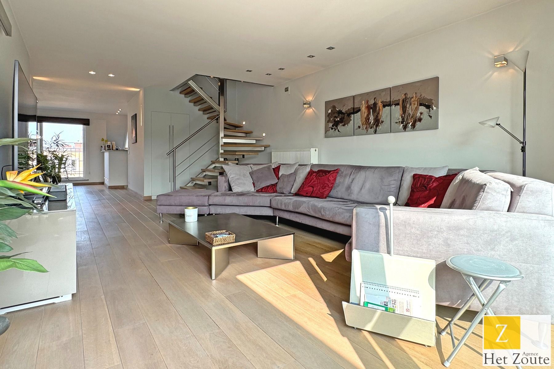 Luxueus duplex-penthouse in hartje Knokke, ruime terrassen foto 2