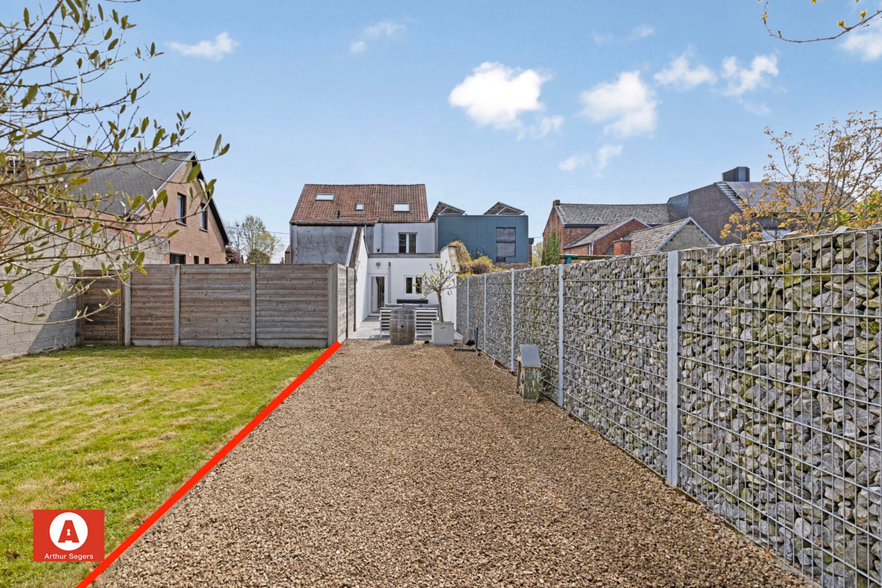 Instapklare rijwoning met 3 slaapkamers en charmante tuin foto 19