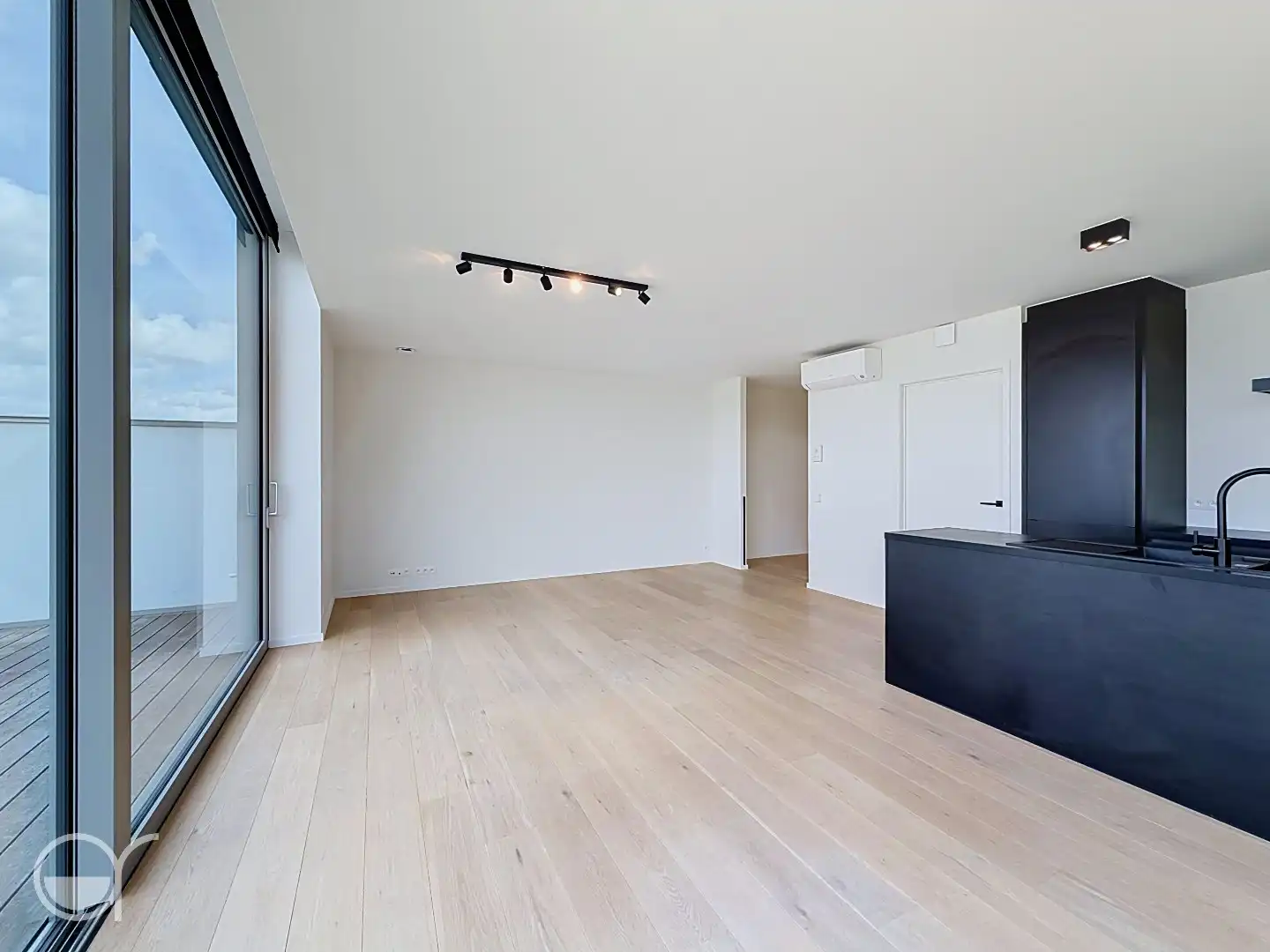 Luxe duplex appartement, autostaanplaats inbegrepen foto 5