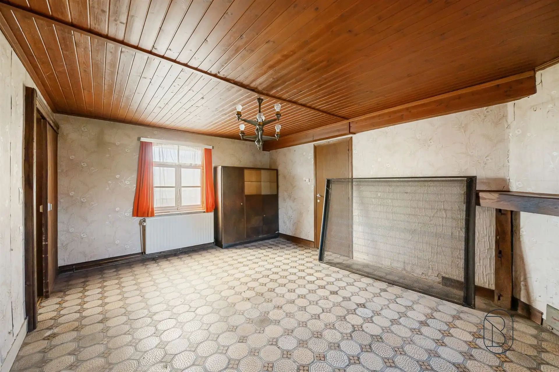Charmante te renoveren woning op 29 are foto 10
