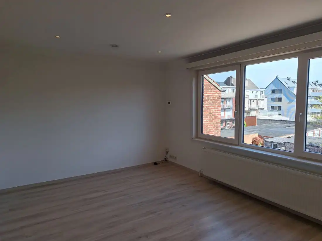 PERFECT gelegen 2 SLAAPKAMER appartement te Hasselt foto 4