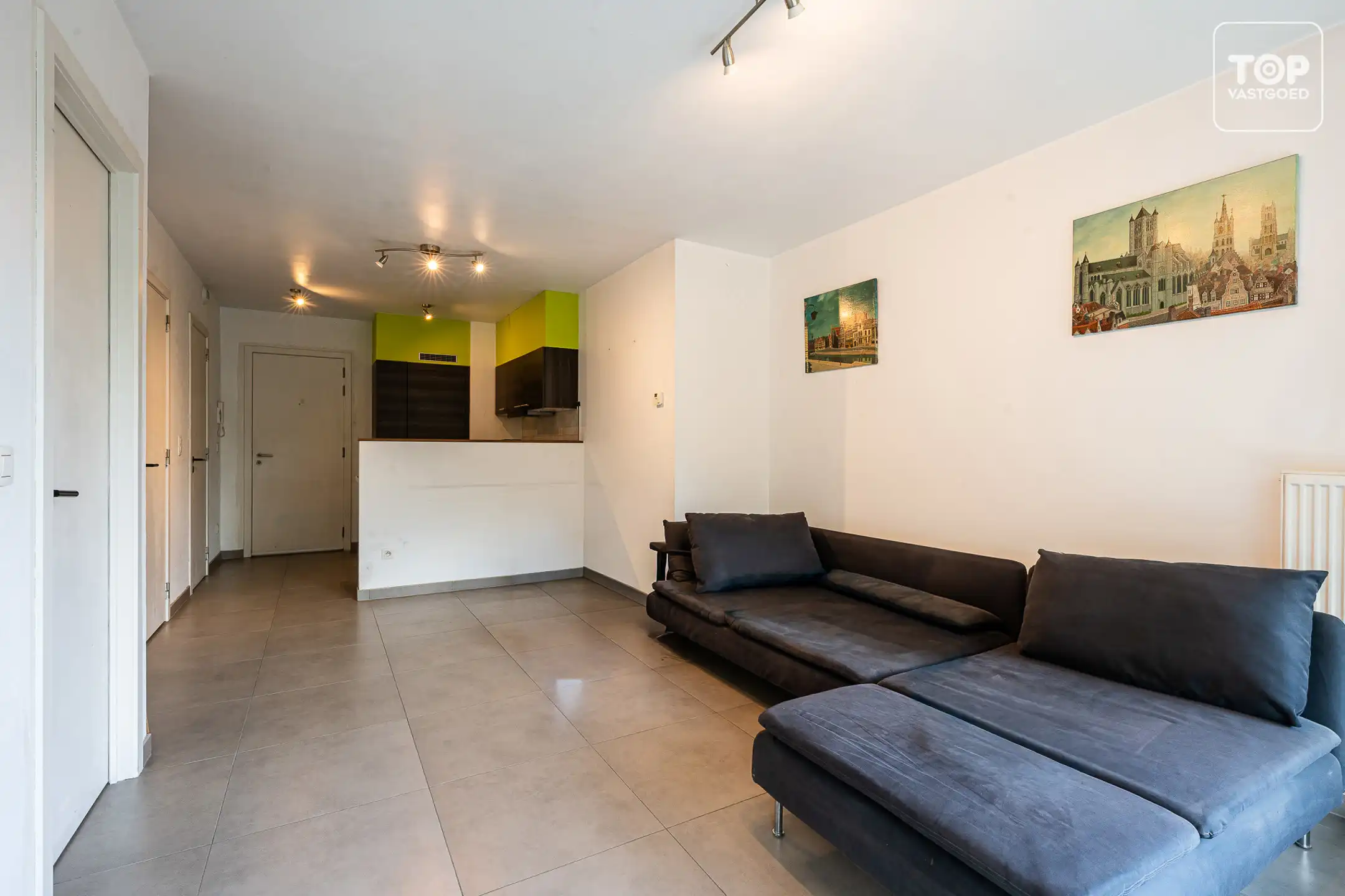 lichtrijk appartement met 1 slaapkamer en groene tuin foto 5
