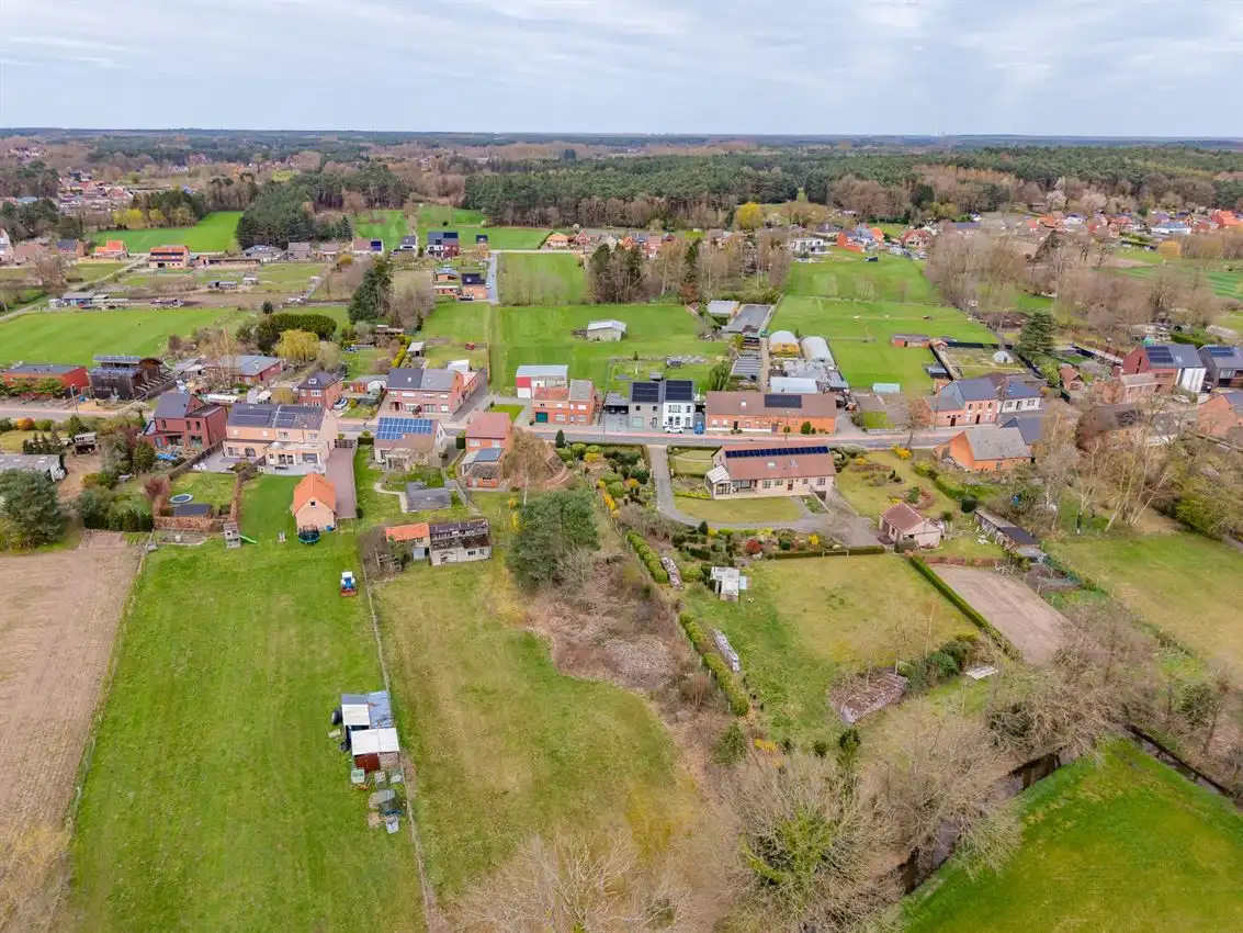 Te renoveren 3slk woning op uitzonderlijk perceel van 34 are  foto 34