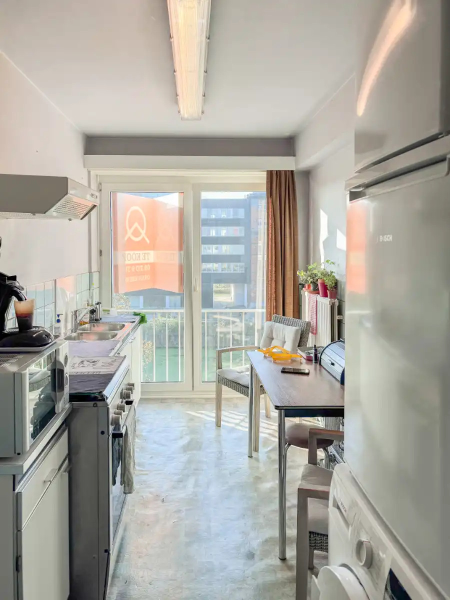 Mooi gelegen appartement met autostaanplaats foto 8