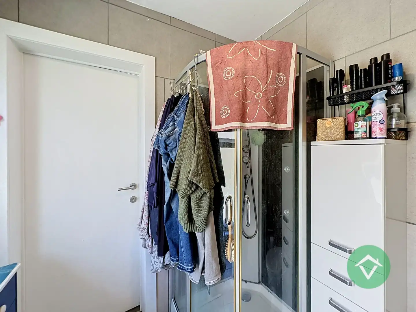 Wonen op toplocatie: instapklare woning met drie slaapkamers te Torhout foto 14