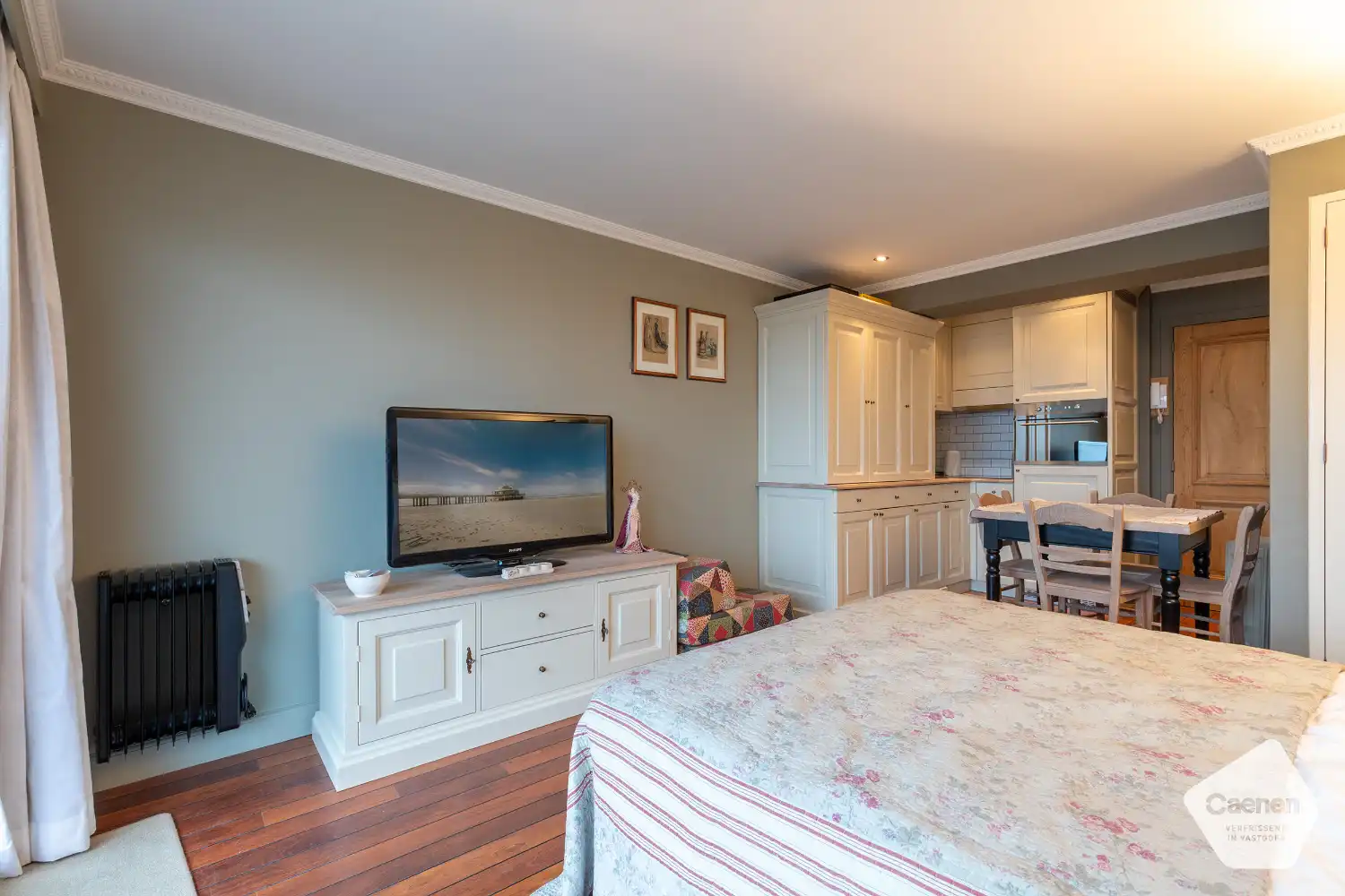 Ruime studio met terras op de zeedijk van Blankenberge foto 3