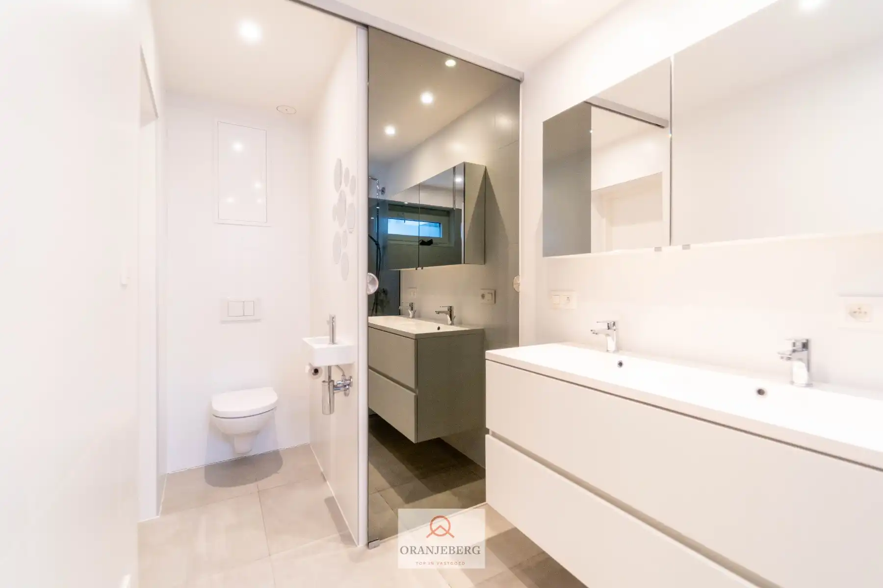 Charmant duplexappartement met terras nabij Sint-Annaplein foto 10