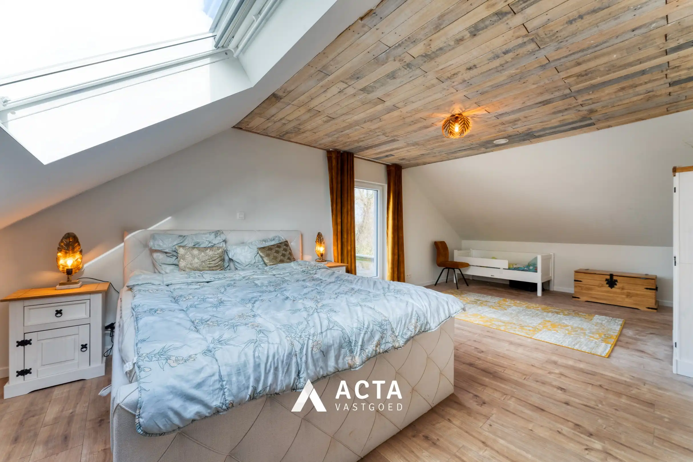 Gerenoveerde villa met vier slaapkamers in de Vicognewijk! foto 21