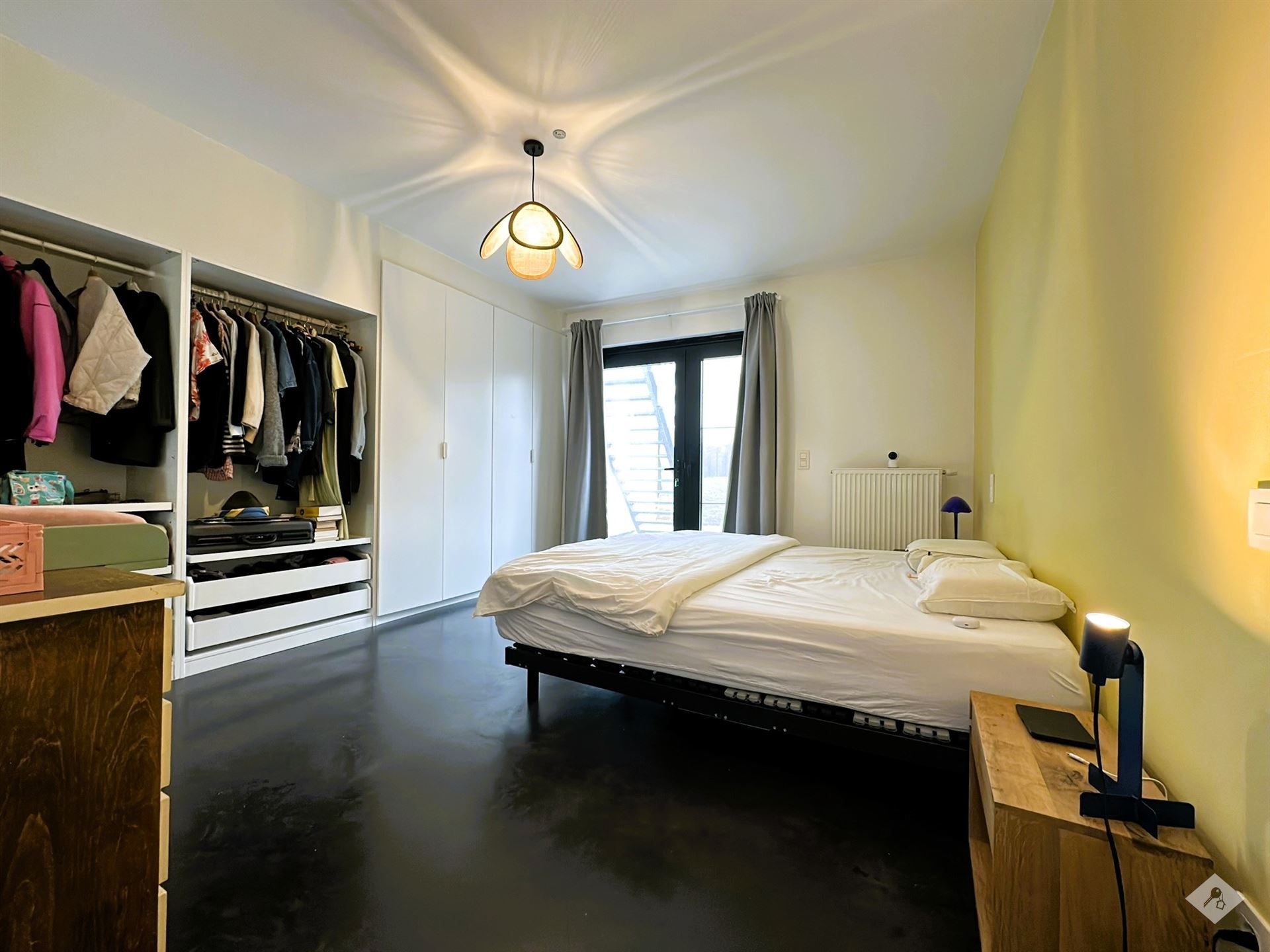 Volledig gerenoveerde woning met architecturale uitstraling te Buggenhout foto 11