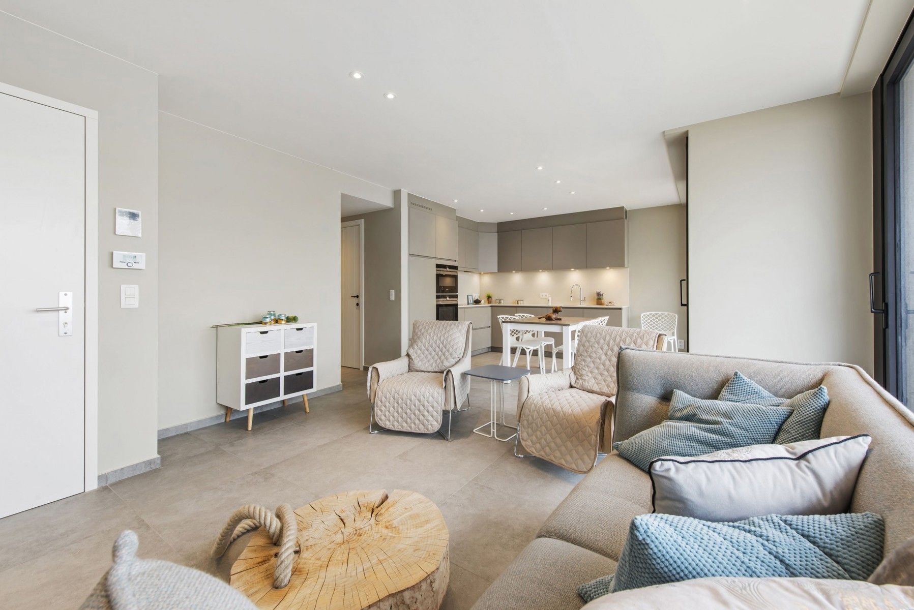 Centraal appartement met 2 slaapkamers vlakbij zee foto 5