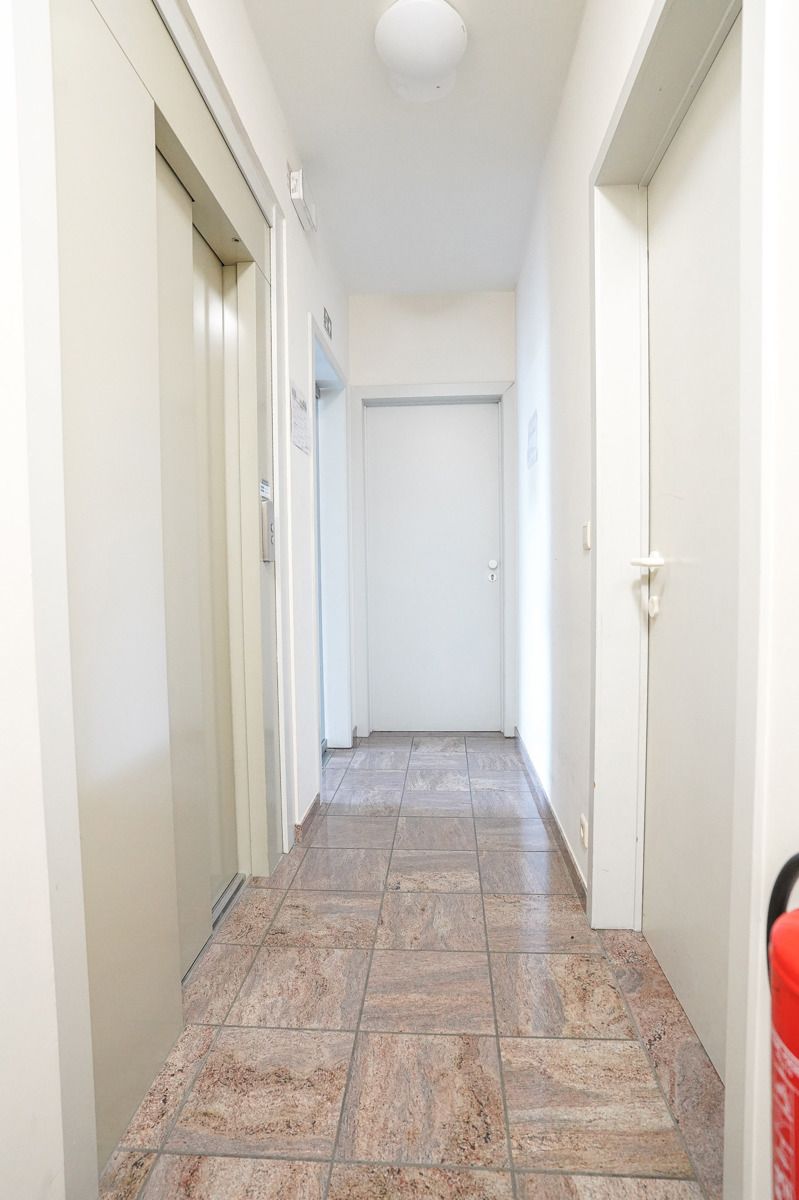 Appartement met 2 slaapkamers, lift én autostaanplaats in centrum Londerzeel foto 4