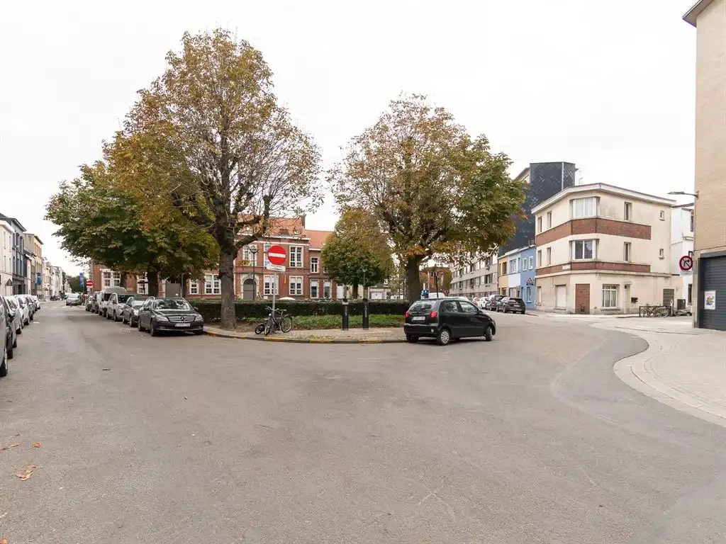 Gerenoveerd appartement met gezellig terras  foto 17