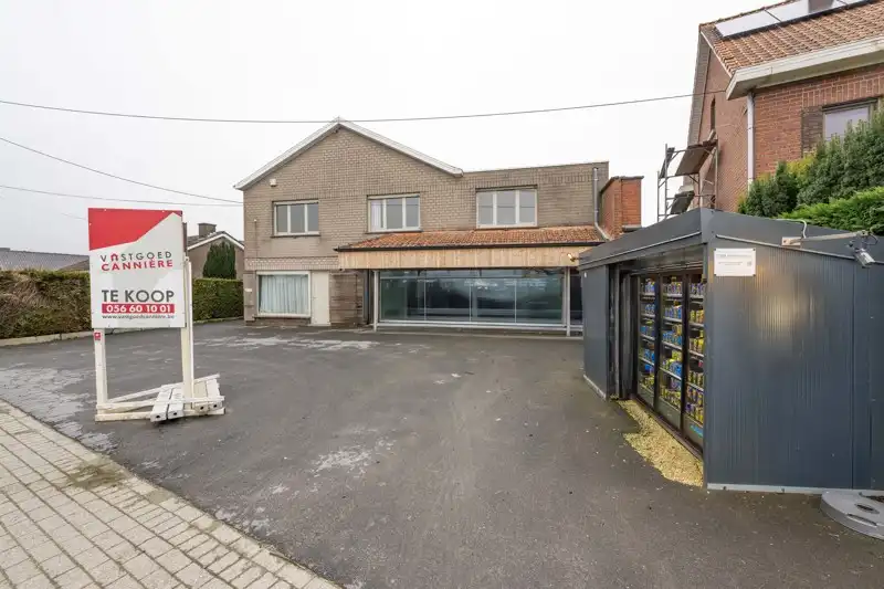 🏪 Unieke kans: wonen en werken op een toplocatie! 🌟 foto {{pictureIndex}}