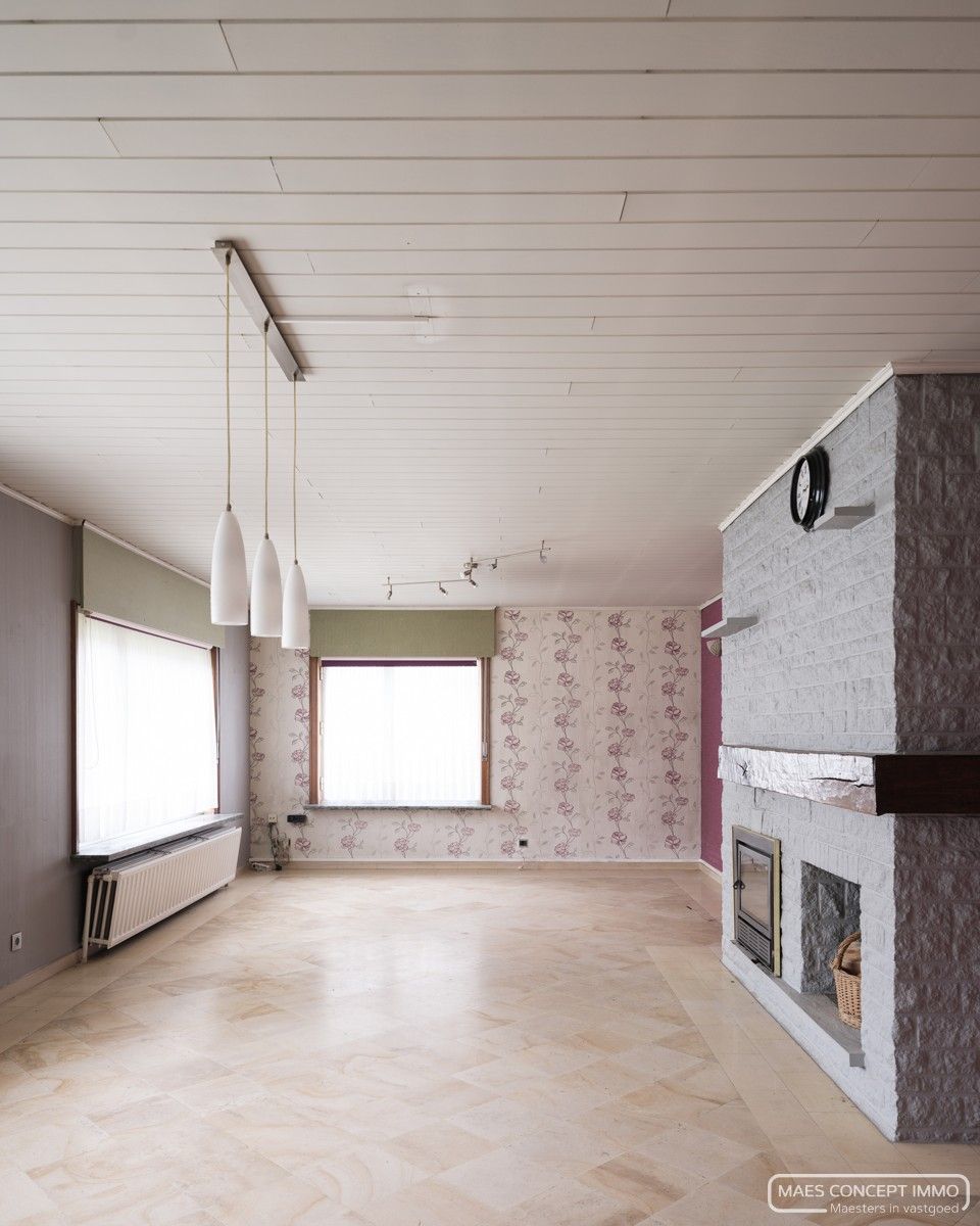 Bungalow op prachtig perceel van 2255 m² met adembenemend verzicht en bijgebouw. foto 3