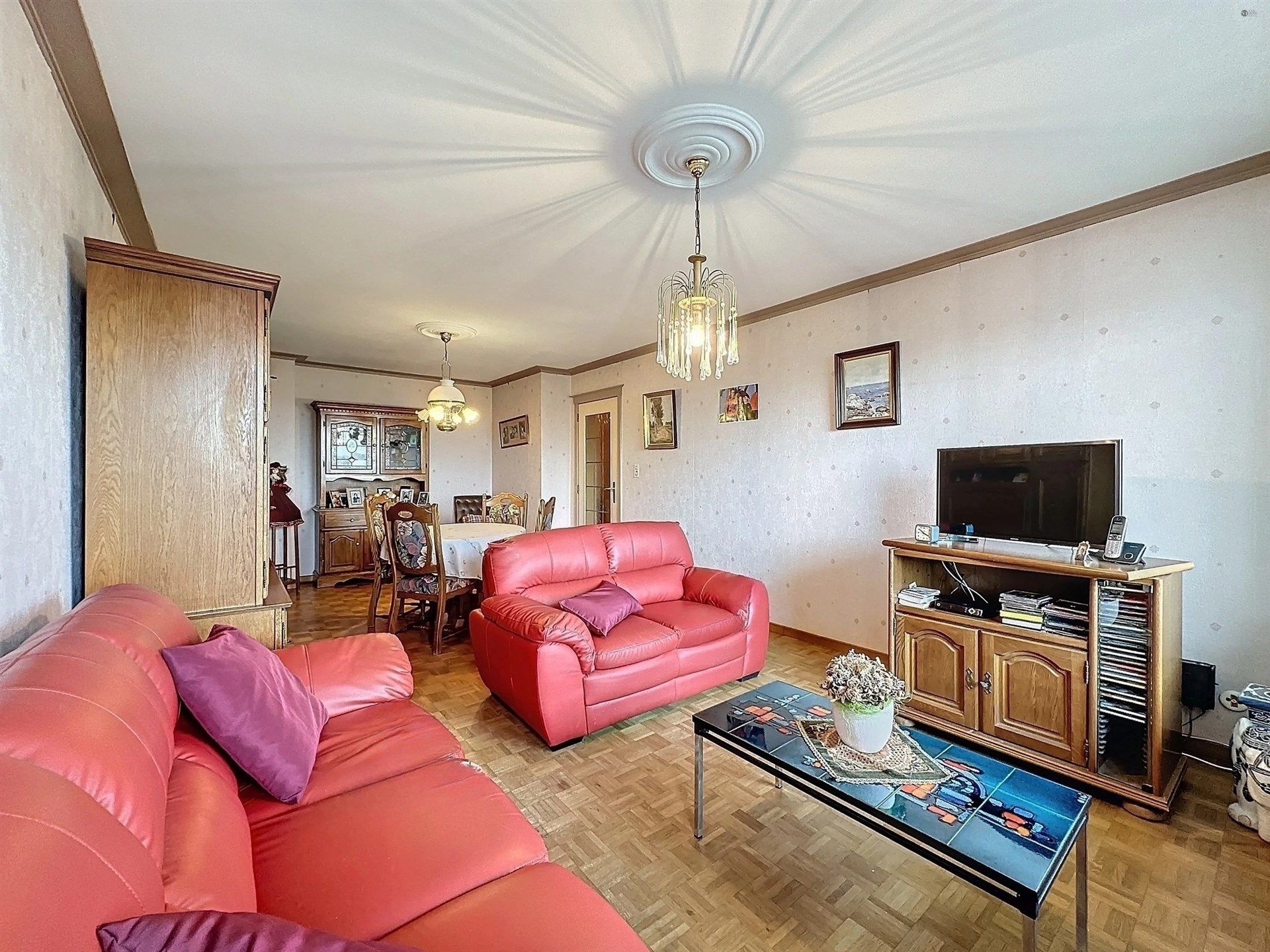 Aan de rand van de stad gelegen appartement met wijds uitzicht! foto 2