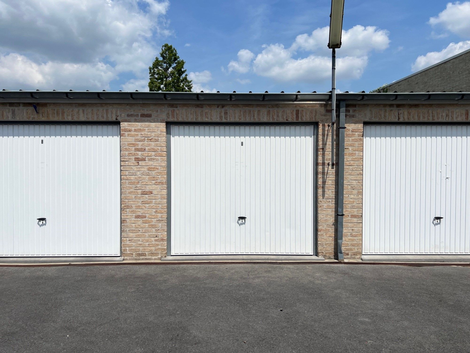 Gelijkvloers appartement met 2 slaapkamers en garage foto 7