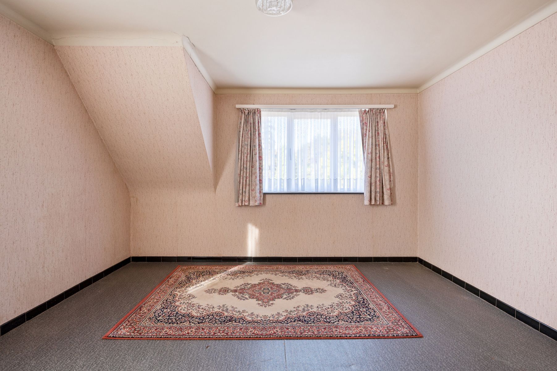 IN OPTIE. Ruime woning met 4slk's op 542 m² foto 18