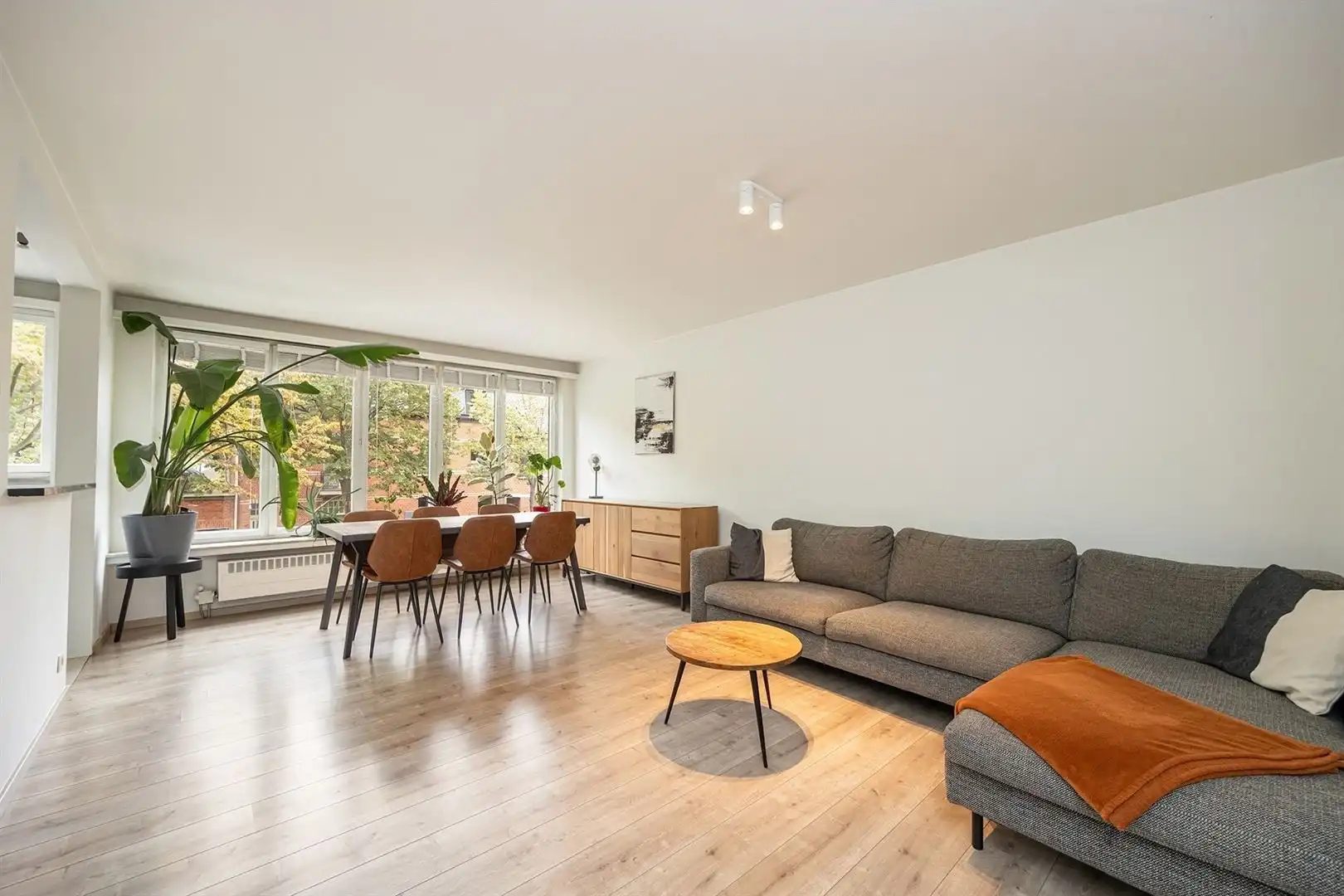 Instapklaar 2-slaapkamerappartement met EPC B en riant terras foto 2