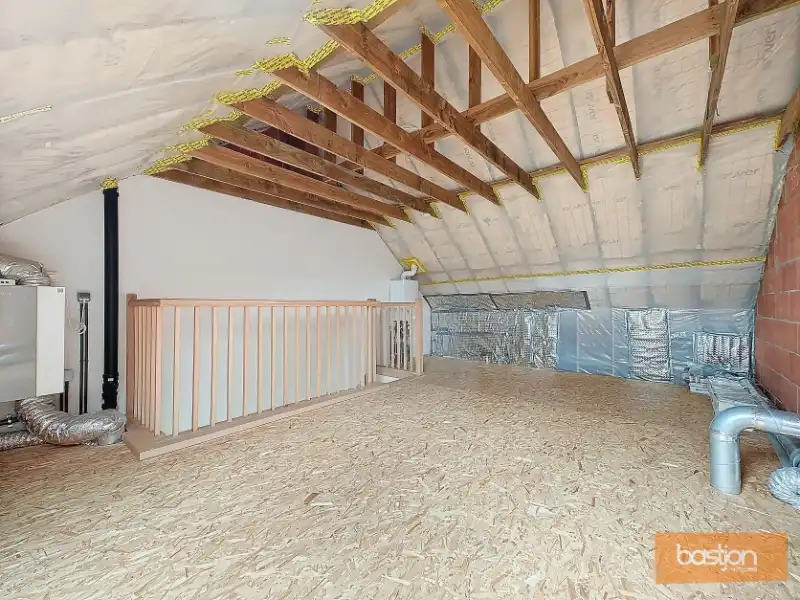 Energiezuinige woning met tuin (EPC A) te Kortrijk foto 9