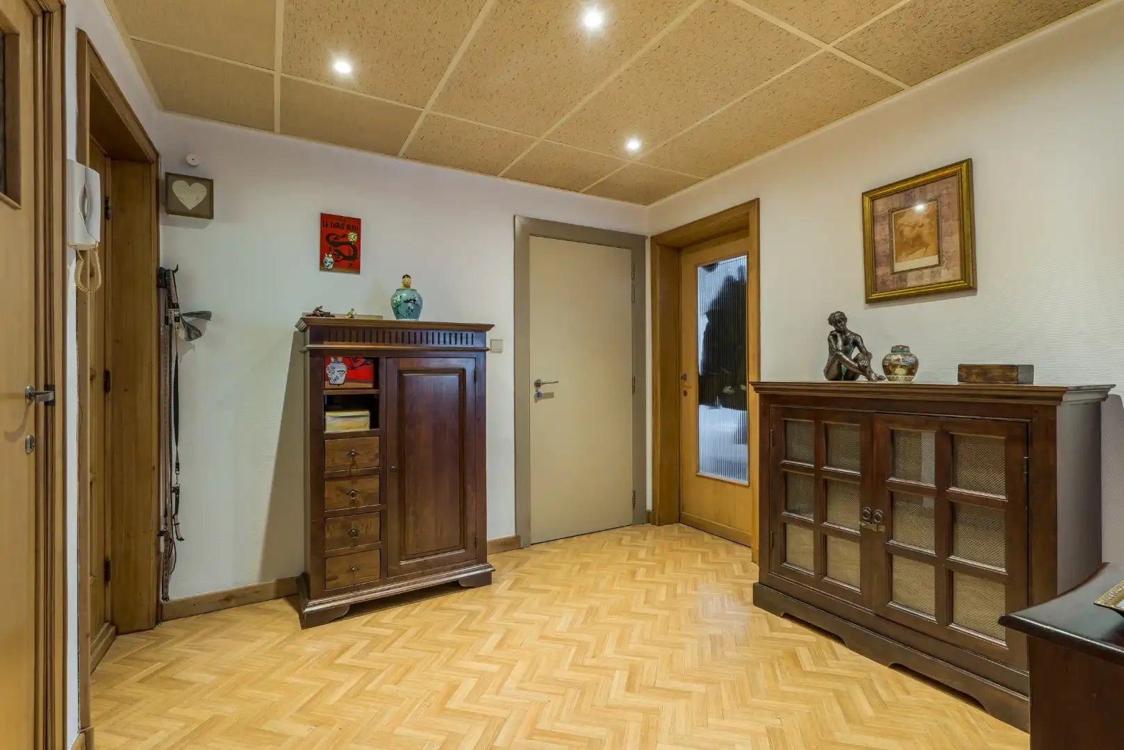 Ruim woonappartement in het stadscentrum met open zicht op het Mijnplein! foto 12