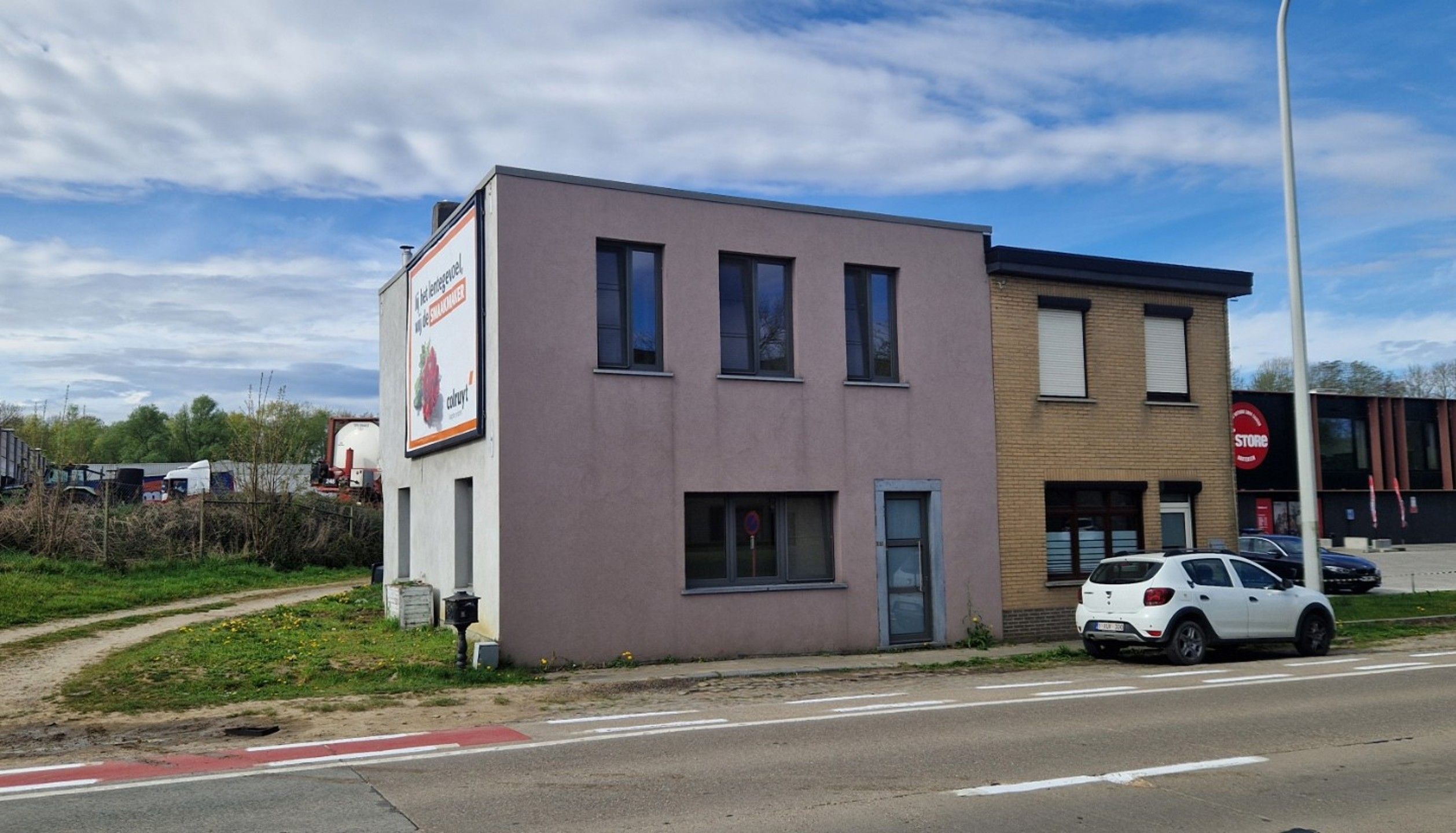 Hoofdfoto van de publicatie: Woning met 3 slaapkamers en garage