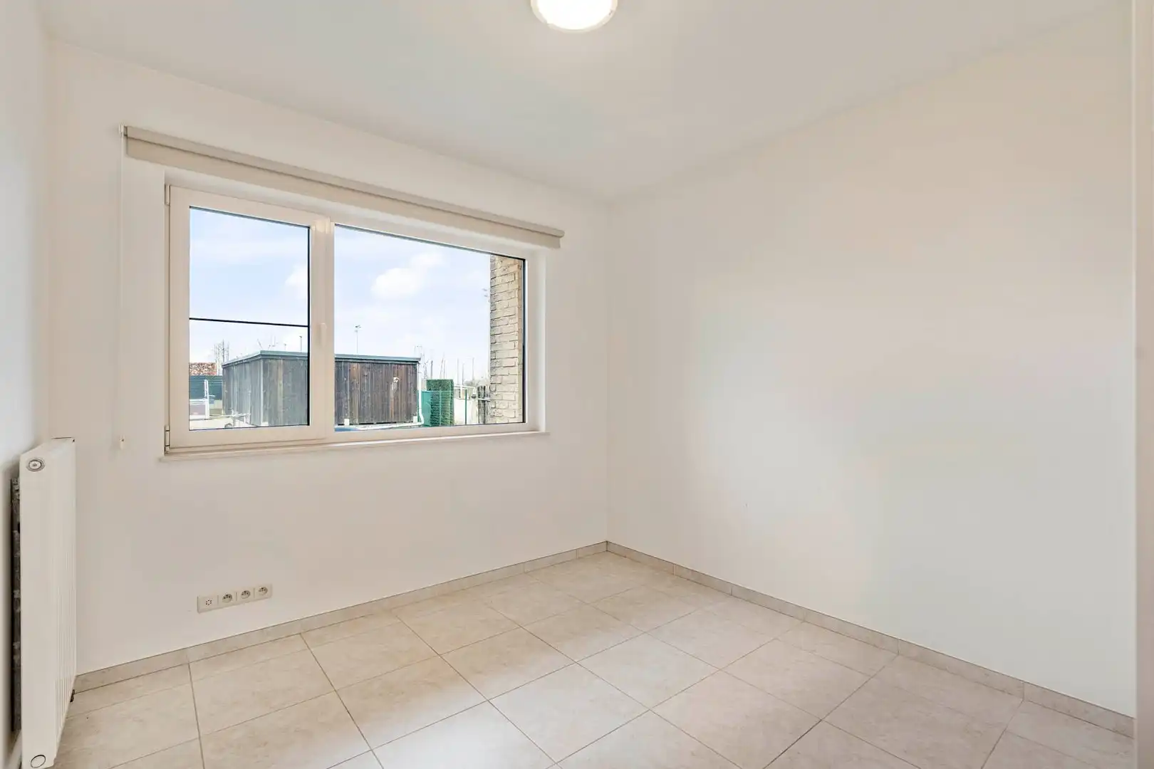 Lichtrijk 2-slaapkamerappartement met 2 terrassen + autostaanplaats in Zepperen (Sint-Truiden). foto 9